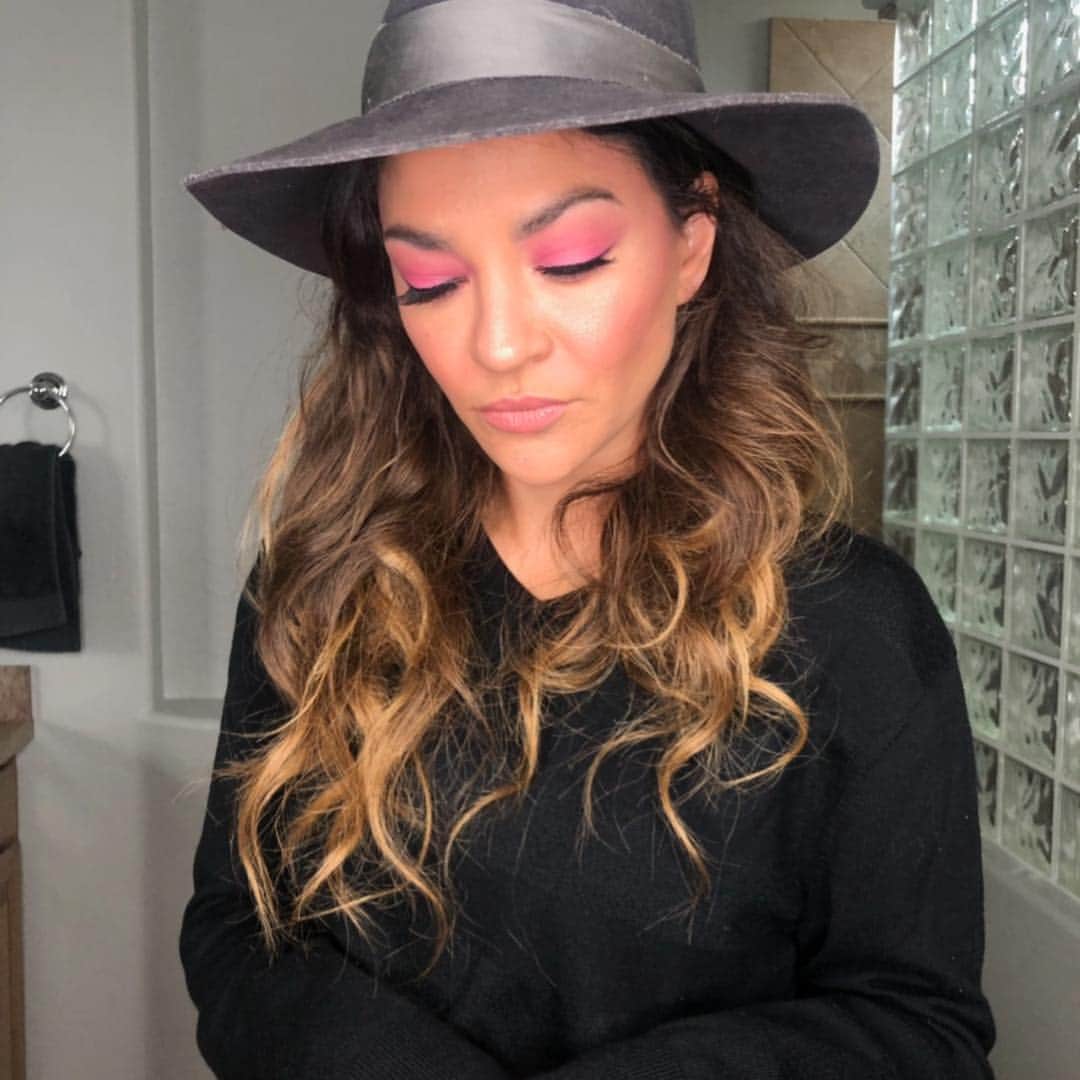 ジェシカ・ゾアのインスタグラム：「About a week ago!」