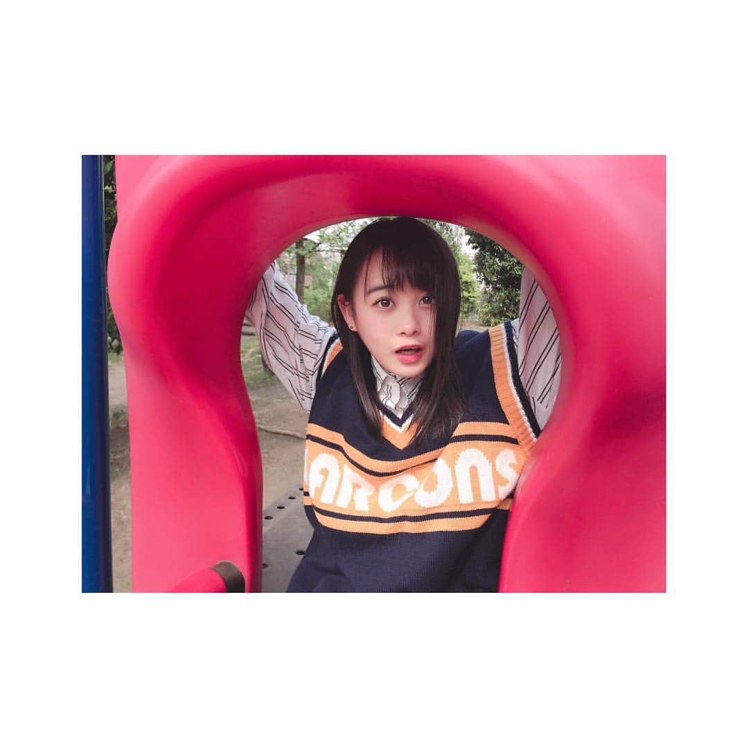 横山結衣さんのインスタグラム写真 - (横山結衣Instagram)「滑り台🎢🎢🎢」4月19日 23時35分 - yoko_yui_team8