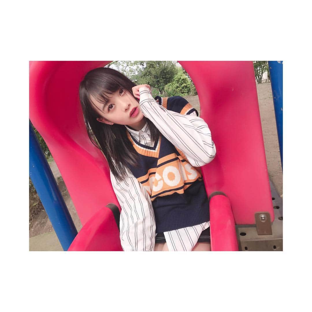 横山結衣さんのインスタグラム写真 - (横山結衣Instagram)「滑り台🎢🎢🎢」4月19日 23時35分 - yoko_yui_team8