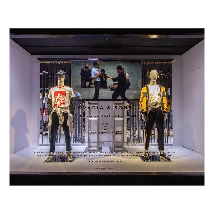 オバディア&サンズのインスタグラム：「Street view 🐉 Ovadia x Bruce Lee available exclusively at @barneysny and ovadiaandsons.com」