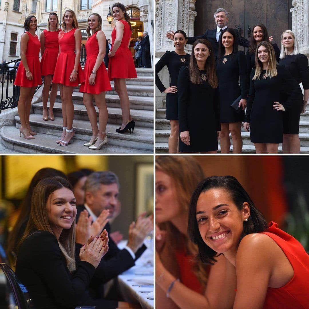 WTA（女子テニス協会）さんのインスタグラム写真 - (WTA（女子テニス協会）Instagram)「🔥🔥 #Repost @fedcuptennis ・・・ 📸 France and Romania looking 💯 at the official dinner . Not long until their #FedCup semi-final 🙌 . #France #Romania #Tennis #InstaTennis」4月19日 23時56分 - wta