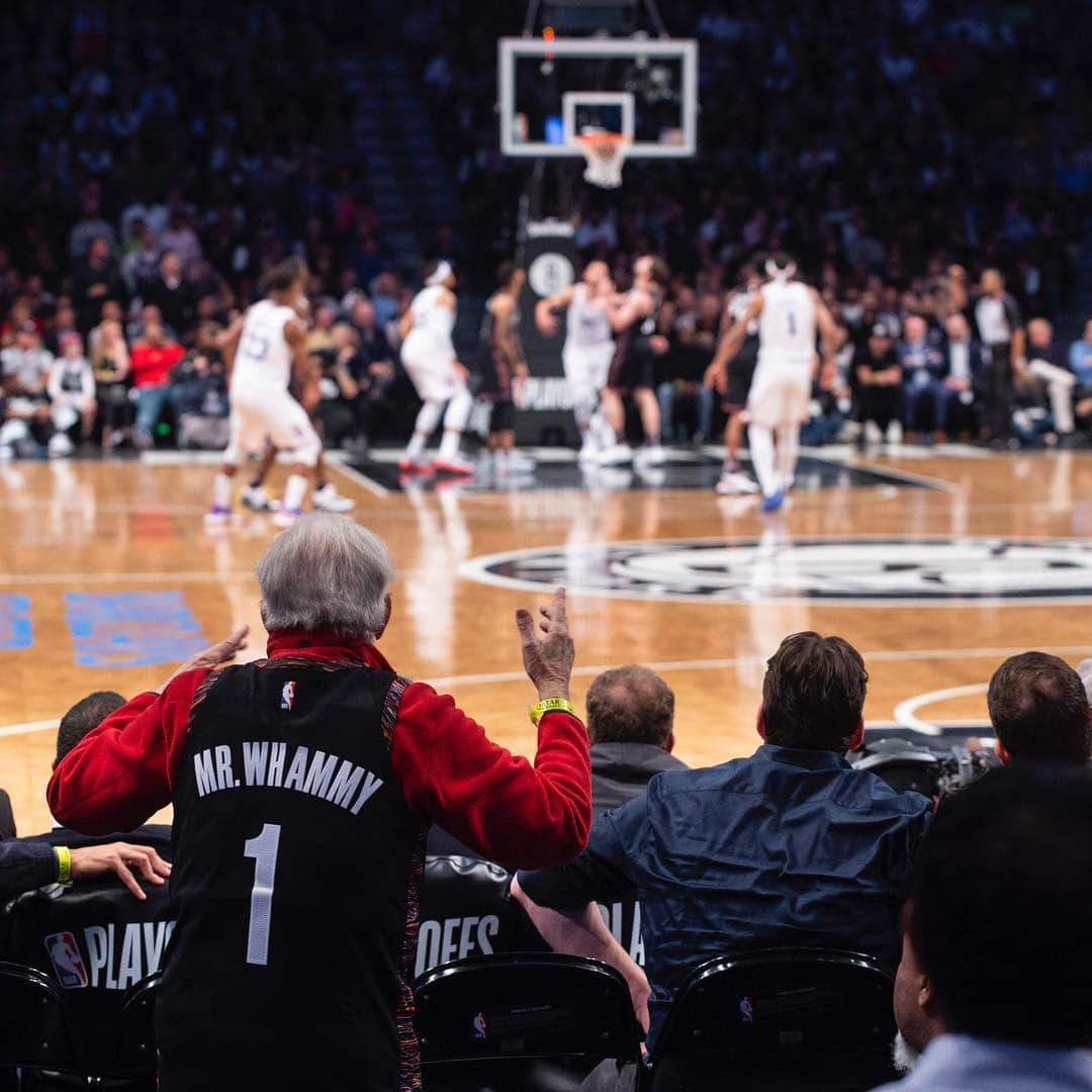 Brooklyn Netsさんのインスタグラム写真 - (Brooklyn NetsInstagram)「You were incredible, Brooklyn. Gonna need that again tomorrow 🙌🙌🙌」4月20日 0時06分 - brooklynnets