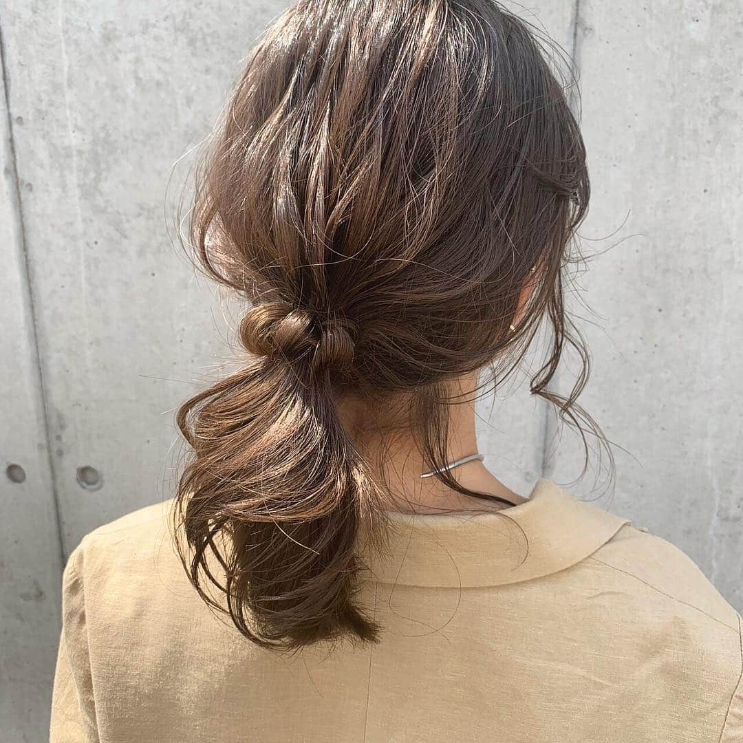 M a r i n aさんのインスタグラム写真 - (M a r i n aInstagram)「* * ⌒❤︎ しれっと 髪切りました . いつも @balloon_hair  @ryo_watanabe_  にお願いしてます🤲 . .」4月20日 0時17分 - marina_marie_l