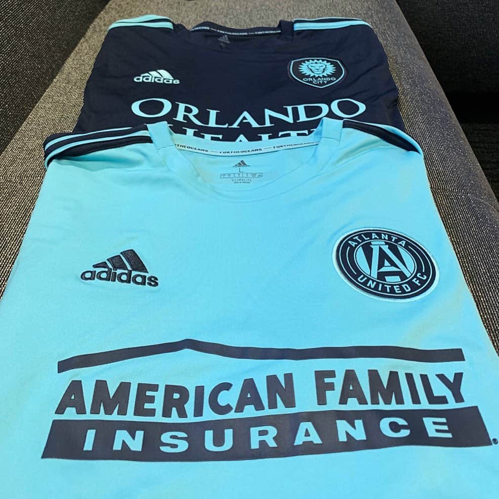 Major League Soccerさんのインスタグラム写真 - (Major League SoccerInstagram)「🌊 Suit up in these #adidasParley jerseys! 🌊 Follow @mlsworks and tag two friends using #GreenerGoals #Sweepstakes to win one. Terms+conditions in bio. Contest runs 24 hours.」4月20日 1時04分 - mls