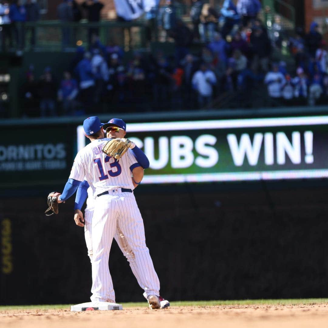 シカゴ・カブスさんのインスタグラム写真 - (シカゴ・カブスInstagram)「#Cubs win! That’s four in a row! #EverybodyIn」4月20日 6時56分 - cubs