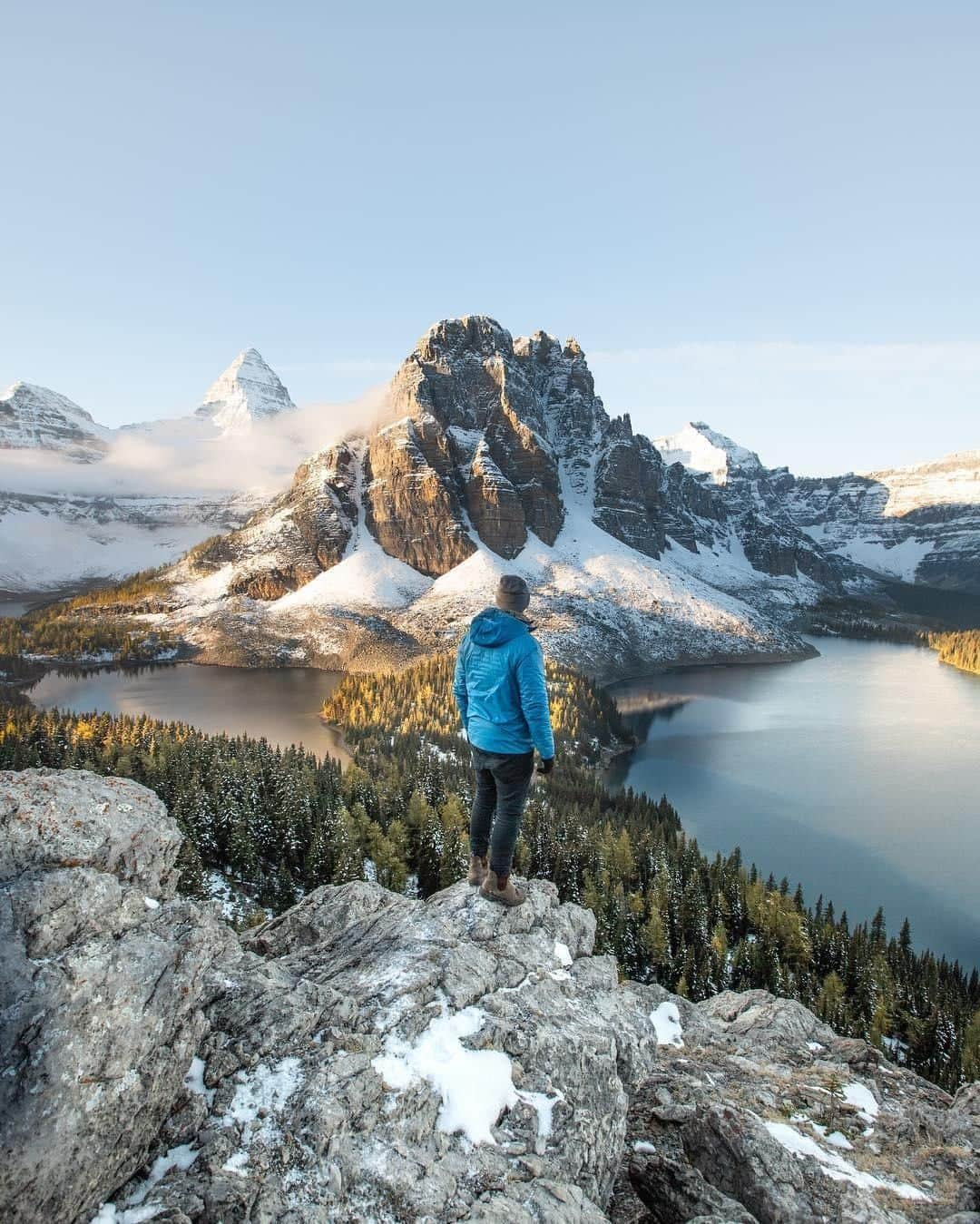 エディー・バウアーさんのインスタグラム写真 - (エディー・バウアーInstagram)「Perfectly centered, slightly on the edge. Just how you should feel on an adventure. #WhyIHike #LiveYourAdventure  Photo Credit: @scottcbakken」4月20日 1時46分 - eddiebauer