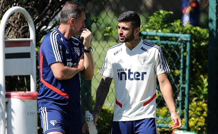 São Paulo FCさんのインスタグラム写真 - (São Paulo FCInstagram)「O penúltimo treino preparatório do Tricolor para o #MajestosoFinal foi realizado nesta Sexta-feira Santa. #VamosSãoPaulo 🇾🇪 ‪⠀⠀⠀⠀⠀⠀⠀⠀⠀‬ 📸 Rubens Chiri / saopaulofc.net」4月20日 1時55分 - saopaulofc