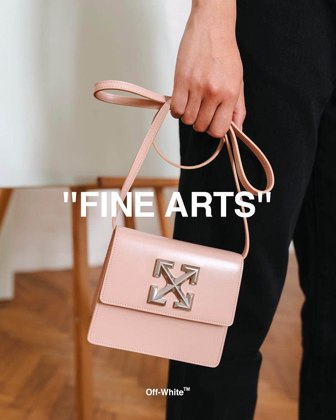 Saks Fifth Avenueさんのインスタグラム写真 - (Saks Fifth AvenueInstagram)「A bag to make you blush courtesy of @off____white. Shop the “FINE ARTS” collection available only @Saks and stay tuned for @virgilabloh’s takeover at our NY Flagship this Wednesday. #OnlyatSaks」4月20日 1時56分 - saks