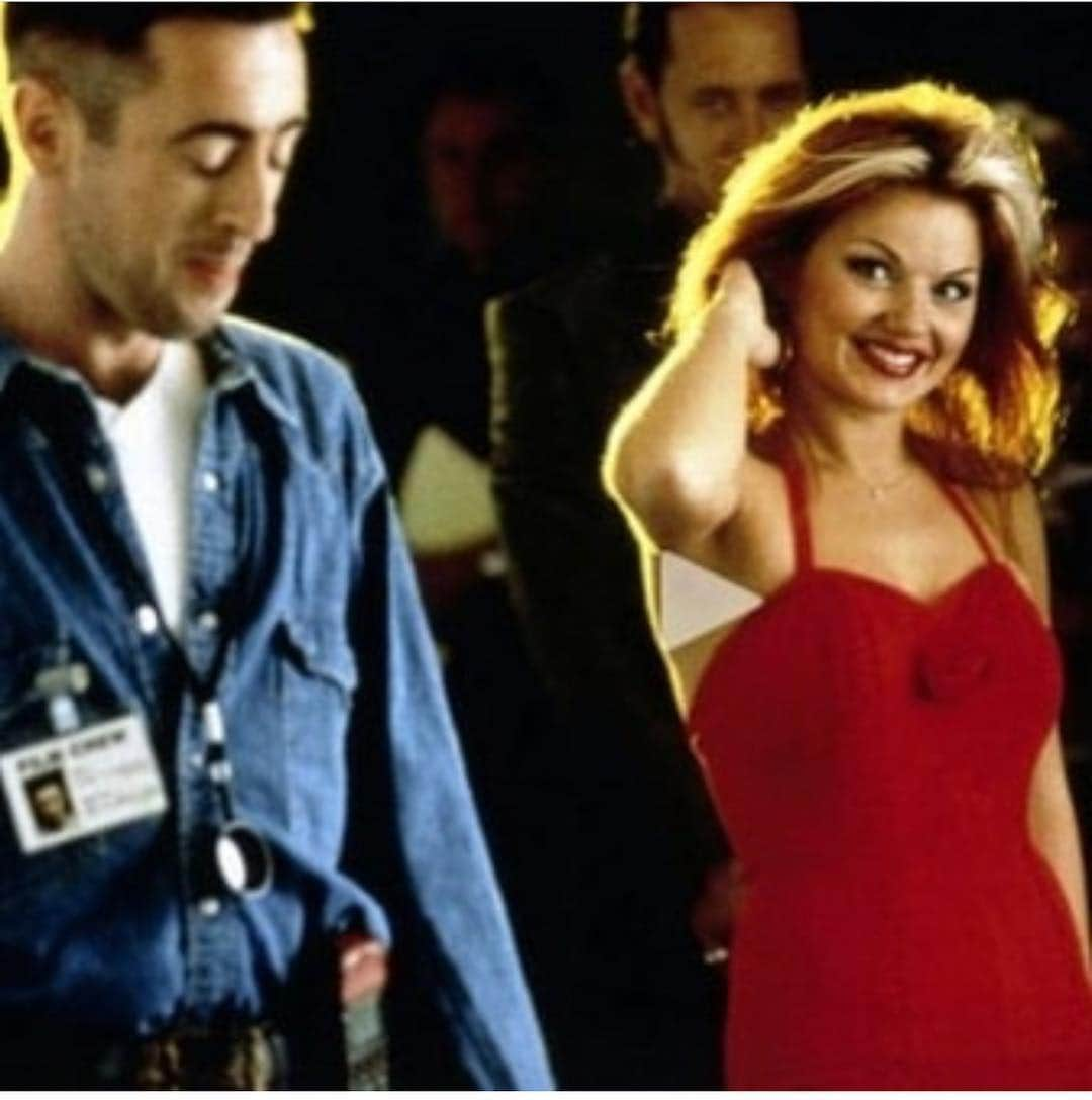 アラン・カミングさんのインスタグラム写真 - (アラン・カミングInstagram)「Flirting with @therealgerihalliwell on the set of Spice World, with @richard.e.grant photobombing. London 1997, #fbf」4月20日 2時11分 - alancummingreally