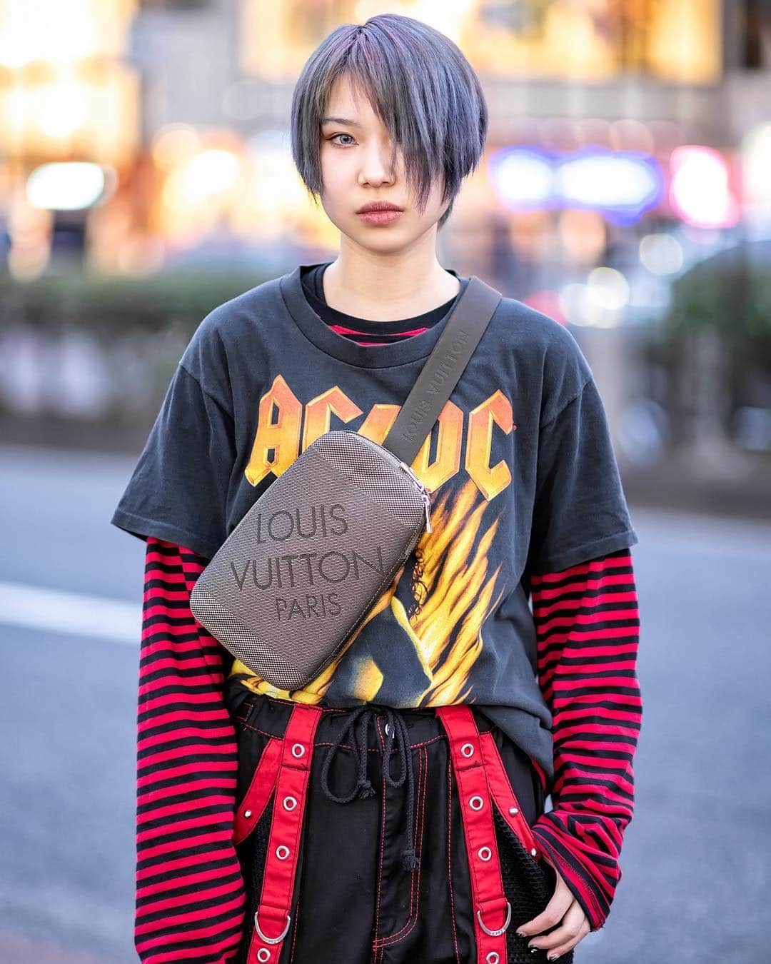 Harajuku Japanさんのインスタグラム写真 - (Harajuku JapanInstagram)「18-year-old Japanese student Rina (@2000_12__17) on the street in Harajuku. She's wearing an AC/DC t-shirt over a striped long sleeve top, Tripp pants, an LV crossbody bag, and Demonia platforms.」4月20日 2時18分 - tokyofashion