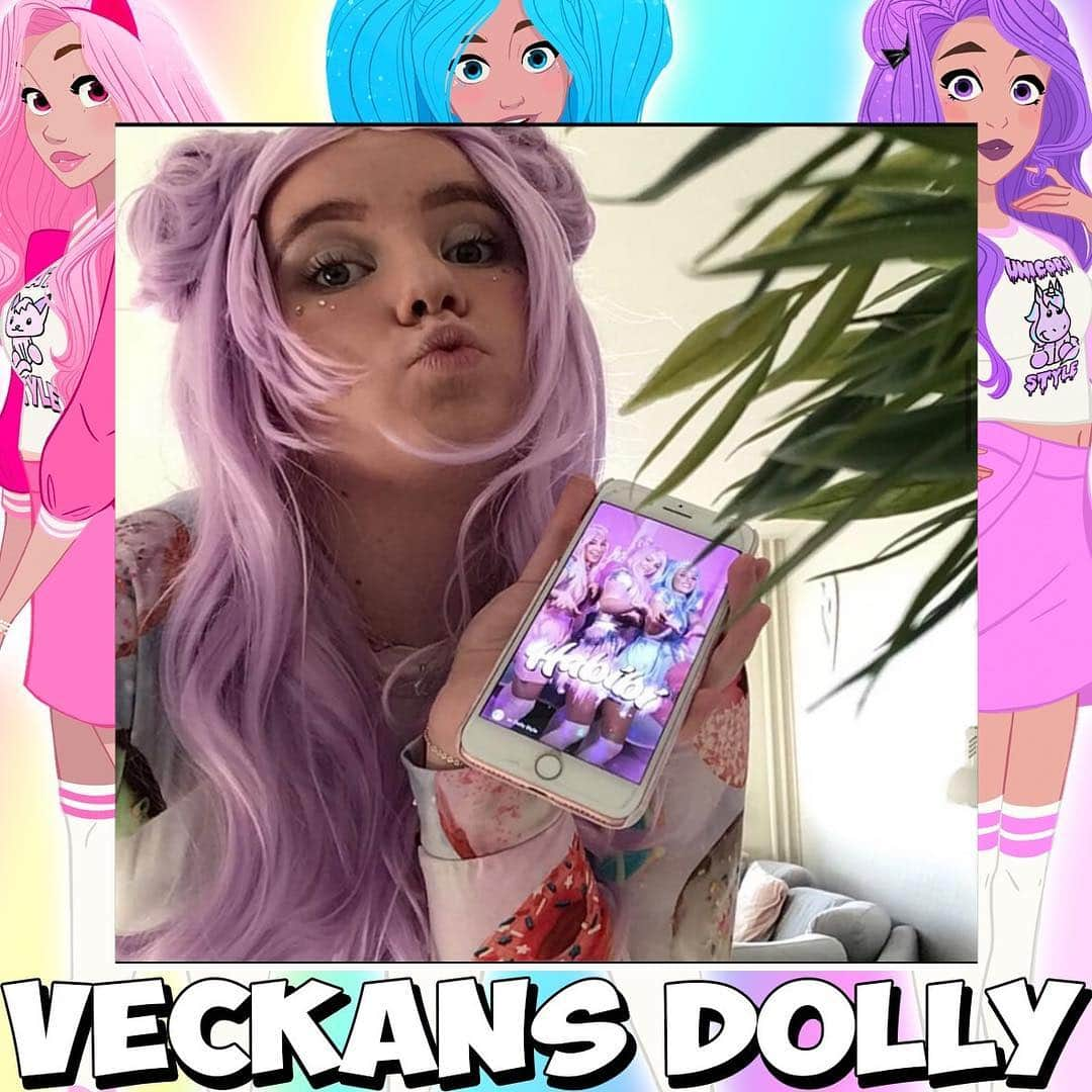 ドリー・スタイルさんのインスタグラム写真 - (ドリー・スタイルInstagram)「Veckans Dolly är: @dolly_style_best_fp Stort grattis💖 Vill du bli nästa veckas Dolly? Lägg ut en bild på dig själv och tagga #dollycolorfriday, ni kan uppdatera hela veckan. Vi kollar igenom alla bilder, varje vecka. Puss & Lycka till!  #dollystyle 💗💙💜Man behöver inte ha peruk eller Dolly Style-kläder för att vara med! • [ Do you want to be the next "Dolly of the week"? Just post a picture of you and hashtag #dollycolorfriday, good luck!] 💗💙💜#dollystyle #weloveyou」4月20日 2時33分 - dollystyle