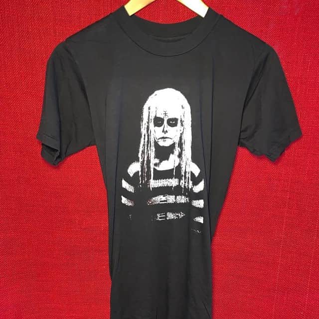 ロブ・ゾンビのインスタグラム：「To celebrate 6 years of THE LORDS OF SALEM @zomboogey has tons of one of a kind items. Go to www.localboogeyman.com to snag one now! #localboogeyman #zomboogey #thelordsofsalem #robzombie #sherimoonzombie #deewallace #brucedavison #jeffdanielphillips #megfoster #patrciaquinn」