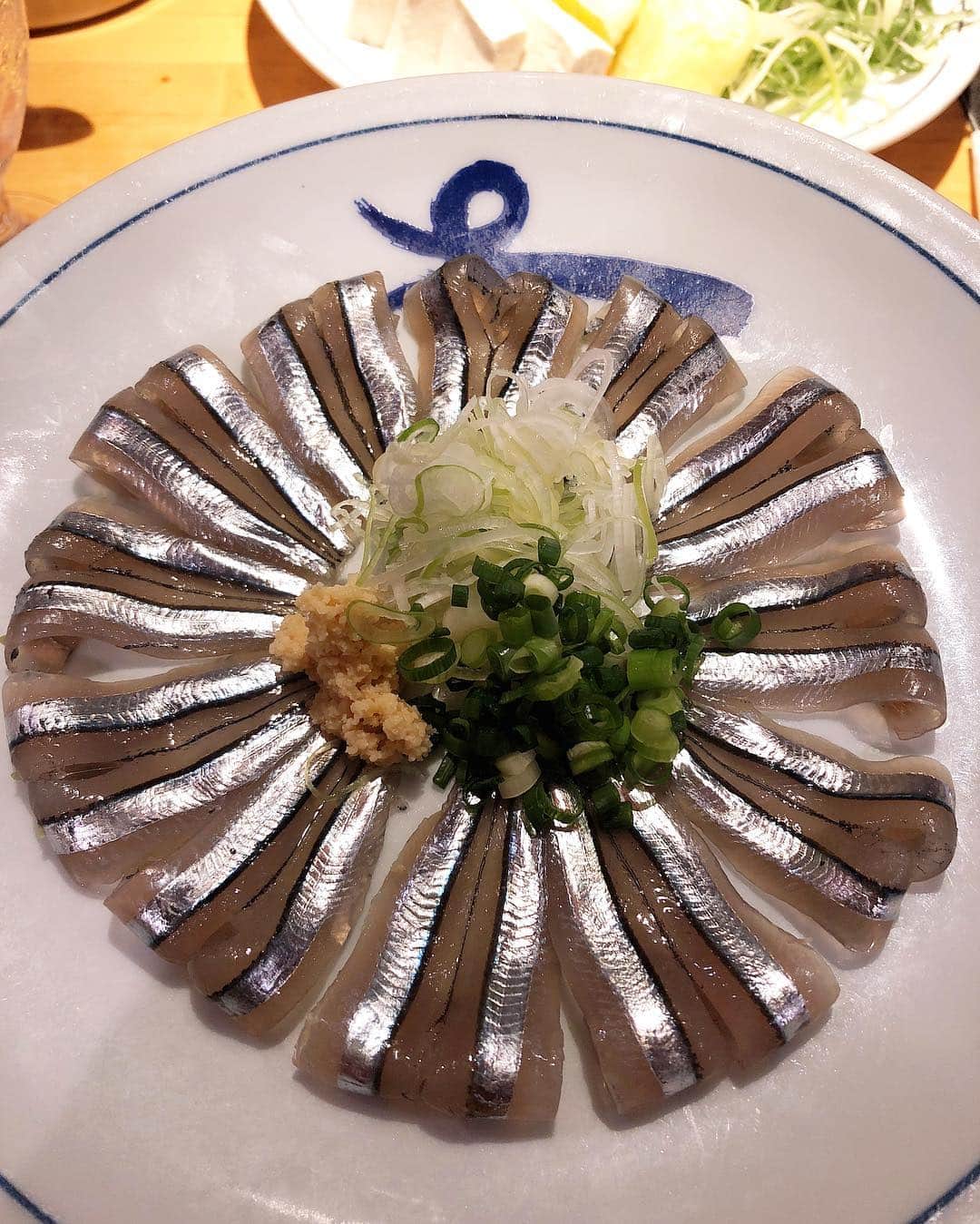 阪本智子さんのインスタグラム写真 - (阪本智子Instagram)「🐽♡ 鹿児島来たよー⸜(๑'ᵕ'๑)⸝* 黒豚にシロクマアイスに🐖🍨💕︎ すでに満喫してます😋✨ 今日は釣り大会頑張りまーすっ!!✨ ＊ #kagoshima #kyushu #kurobuta #shabushabu #shirokuma #icecream  #九州 #鹿児島 #黒豚 #シロクマ #阪本智子」4月20日 4時21分 - tomoko_sakamoto423