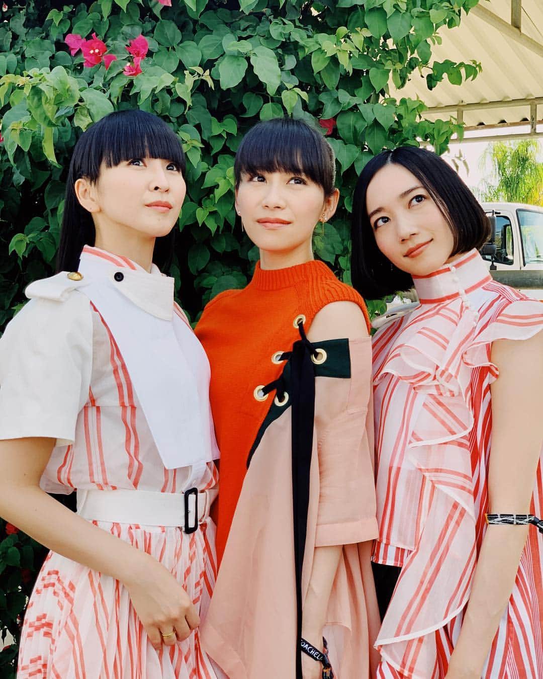 Perfumeさんのインスタグラム写真 - (PerfumeInstagram)「Still dreaming about #Coachella. Can't wait to be back for weekend 2! See you at the Gobi stage on Sunday. 🌴🎡🎆 #Sacai」4月20日 4時43分 - prfm_official