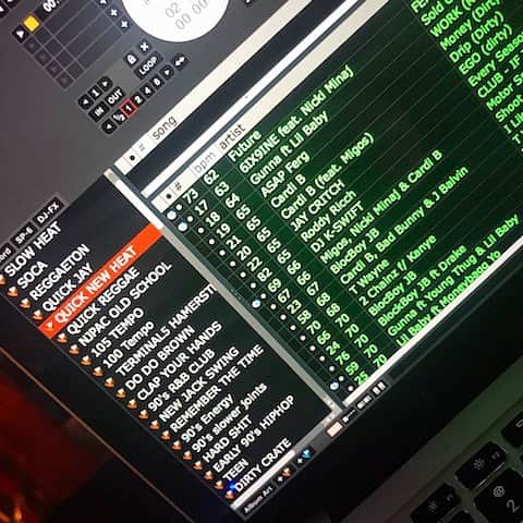 ファンクマスター・フレックスのインスタグラム：「Hahahah! Difference between US and them is WE know what joints to put in them crates! WHAT YOU NEED? LATIN PARTY? PRIVATE PARTY? TEEN PARTY? OLD SCHOOL? 25 AND OLDER? URBAN? THEATER? MISTER EAST? LABOOM? BIRCH? IRVING PLAZA? HAMMERSTEIN? TERMINAL5? SONY HALL? KINGS THEATER? HQ2? GRAMERCY THEATRE? LESOUK? NOTO? AREANAS? MSG? BACLAYS? NJ PAC? PRUDENTIAL CENTER? SUMMER JAM? I PLAY ALL THEM VENUES ON A REGULAR!!!! DONT KID YOURSELF YALL LIL DUDES IS MY SONS! 👑(ONE DIMENSIONAL DJ’s) @litdigitaldjs is the squad!  @funkflex  @djbobbytrends  @kooldjredalert  @djchuckchillout  @djspazo @djhrnyc  @tatwza  Partners! @djnyse_  @djhova  @djchubbychub  @djjaet  @novanyc  @joejaxson  @iamjeffthedon」