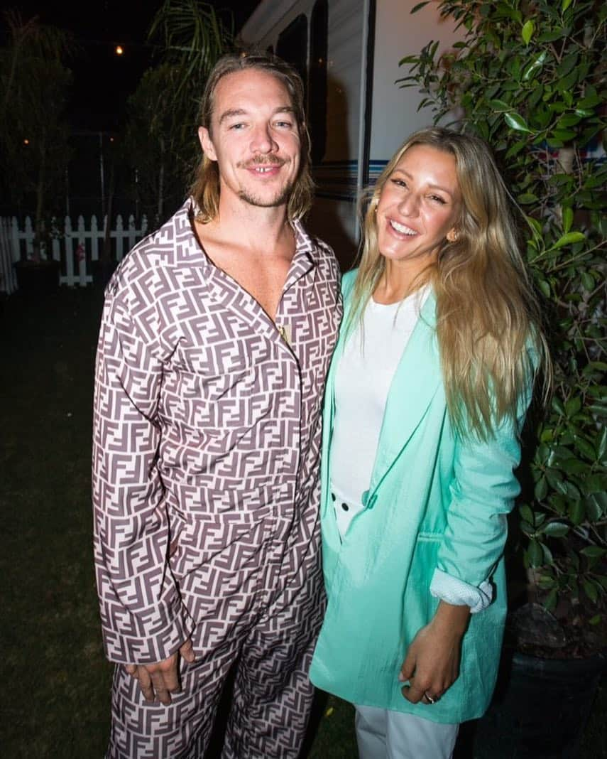 ディプロさんのインスタグラム写真 - (ディプロInstagram)「florida man in pajamas takes photo with @elliegoulding at coachella」4月20日 15時16分 - diplo