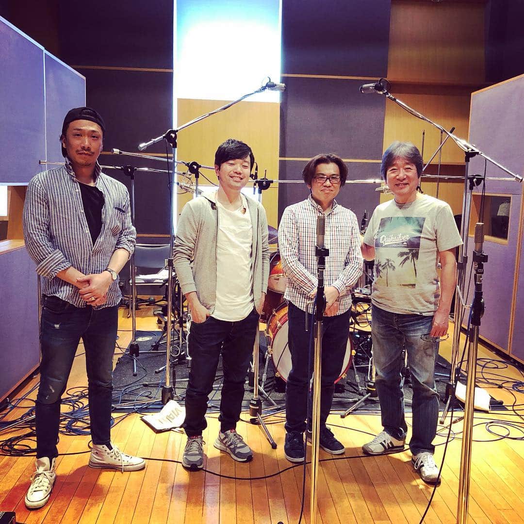 上杉洋史のインスタグラム：「A few days ago in the studio. #recording #recordingstudio #venue #recordingsession」