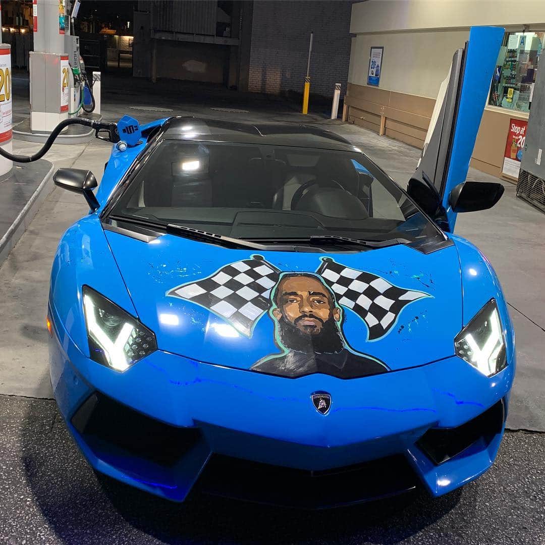 ゲームのインスタグラム：「We out here Nip #TheMarathonContinues 🏁」