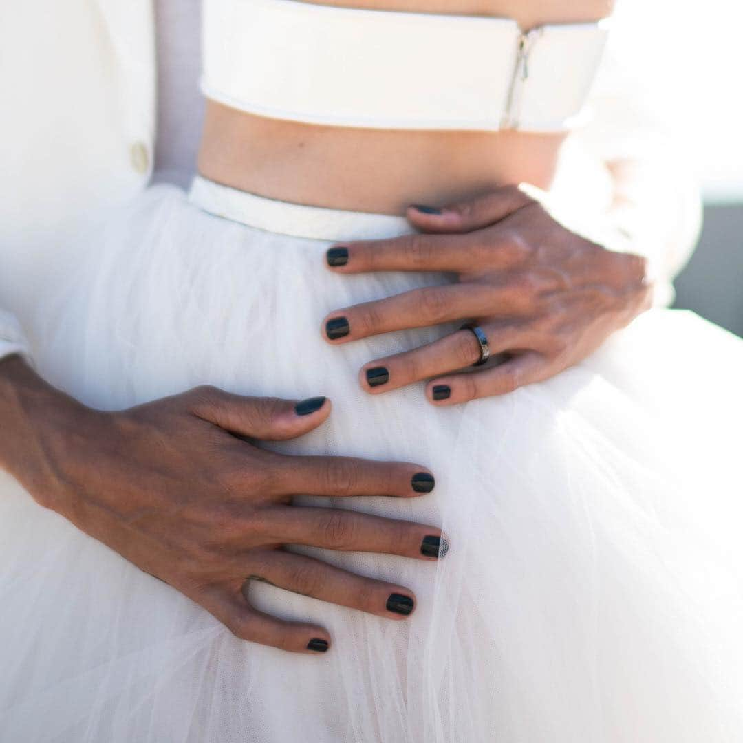 OPIさんのインスタグラム写真 - (OPIInstagram)「OPI creates shades that are perfect for 🤵! Make a statement in #BlackOnyx, and explore our new #OPISheers collection, designed for your special day.  #nailpolish #wedding #nailsaddict #nailsnailsnails」4月20日 7時01分 - opi