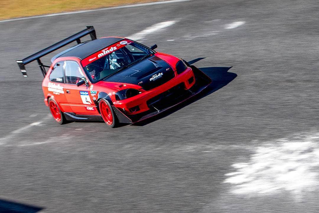 のインスタグラム：「_ KBP minds Side by side EK9 Honda CIVIC _ Shot on 11-Nov 2018 "Race only for HONDA Track Cars" organized by @aslan_inc_japan at Central Circuit (Hyogo, Japan) owner: @akokatsu photo: @mistbahn _ _ #hondaonemakerace #aslan_inc_japan #centralcircuit #セントラルサーキット #minds #マインズ #aslan #アスラン #civic #hondacivic #ホンダシビック #シビック #ek9 #ek #ekcivic #minds #osakajdm #kanjo #kanjostyle #kanjoracer #kanjozoku #trackcar #trackspec #timeattack #timeattackjapan #bseries #b18 #b18c #ctac #tuningcartimeattack」