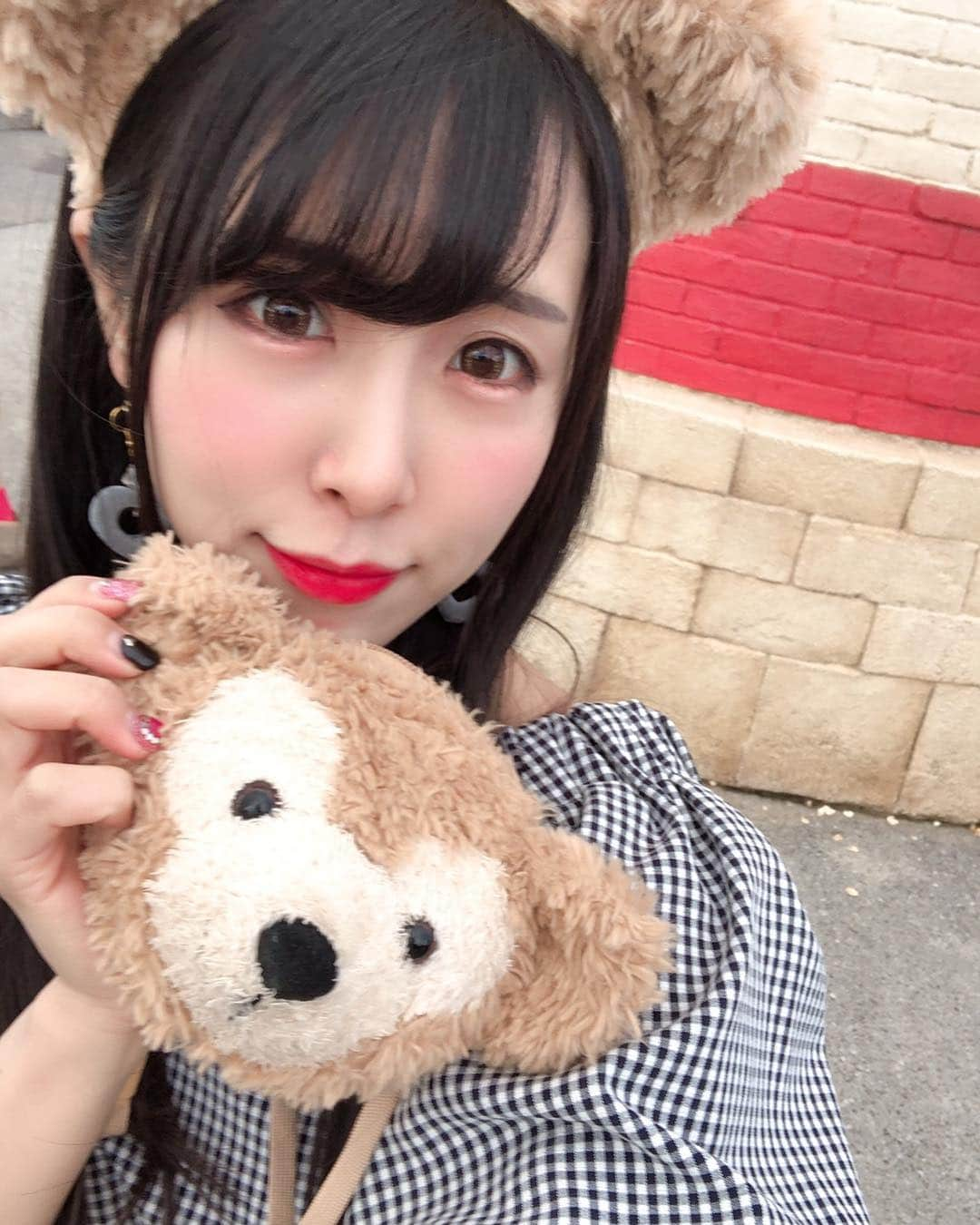 熊本美和さんのインスタグラム写真 - (熊本美和Instagram)「おはくま🐻 . . 早起きできたー🙆‍♀️☀️ . . #おはよう #gm #goodmorning #おはくま #日々の出会いに感謝 #バクステ外神田一丁目 #いっちょめ #熊本美和 #miwakumamoto  #アイドル #idol #일본 #아이돌 #アイドルボウラー #Pリーガー #プロボウラーになりたい #instagood #followme #kawaii #makeup #beauty #黒髪 #tds #ダッフィー #東京ディズニーシー #snidel #ワンピース #早起き #ねむねむ #すきぴ」4月20日 7時48分 - miwa_babyb