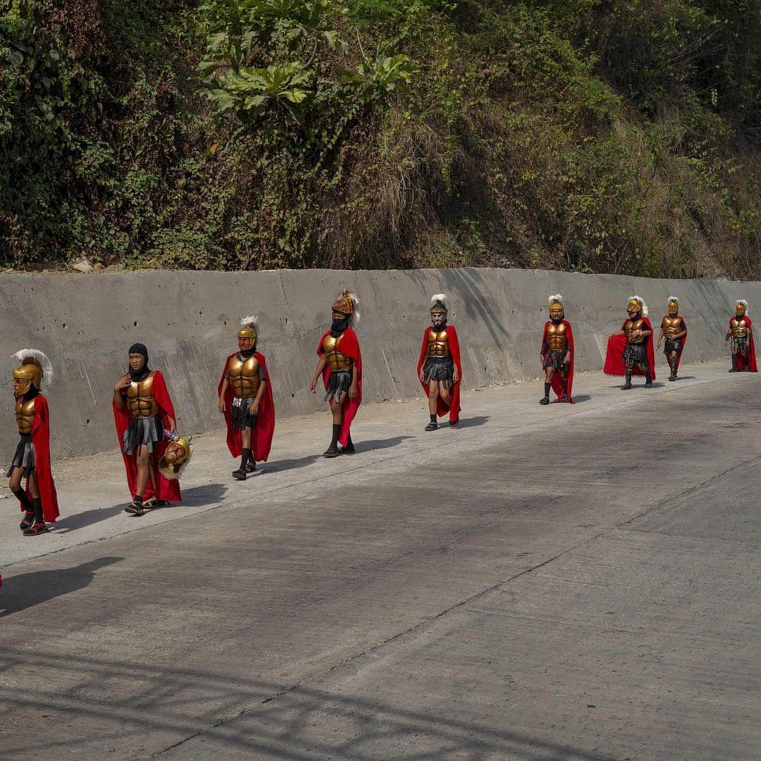 TIME Magazineさんのインスタグラム写真 - (TIME MagazineInstagram)「Residents dressed in their own version of Roman soldiers, called Moriones, parade the streets as they observe the week of lent in Boac, south of Manila in the #Philippines, on April 18. Photograph by @jeszmann—@gettyimages」4月20日 8時01分 - time