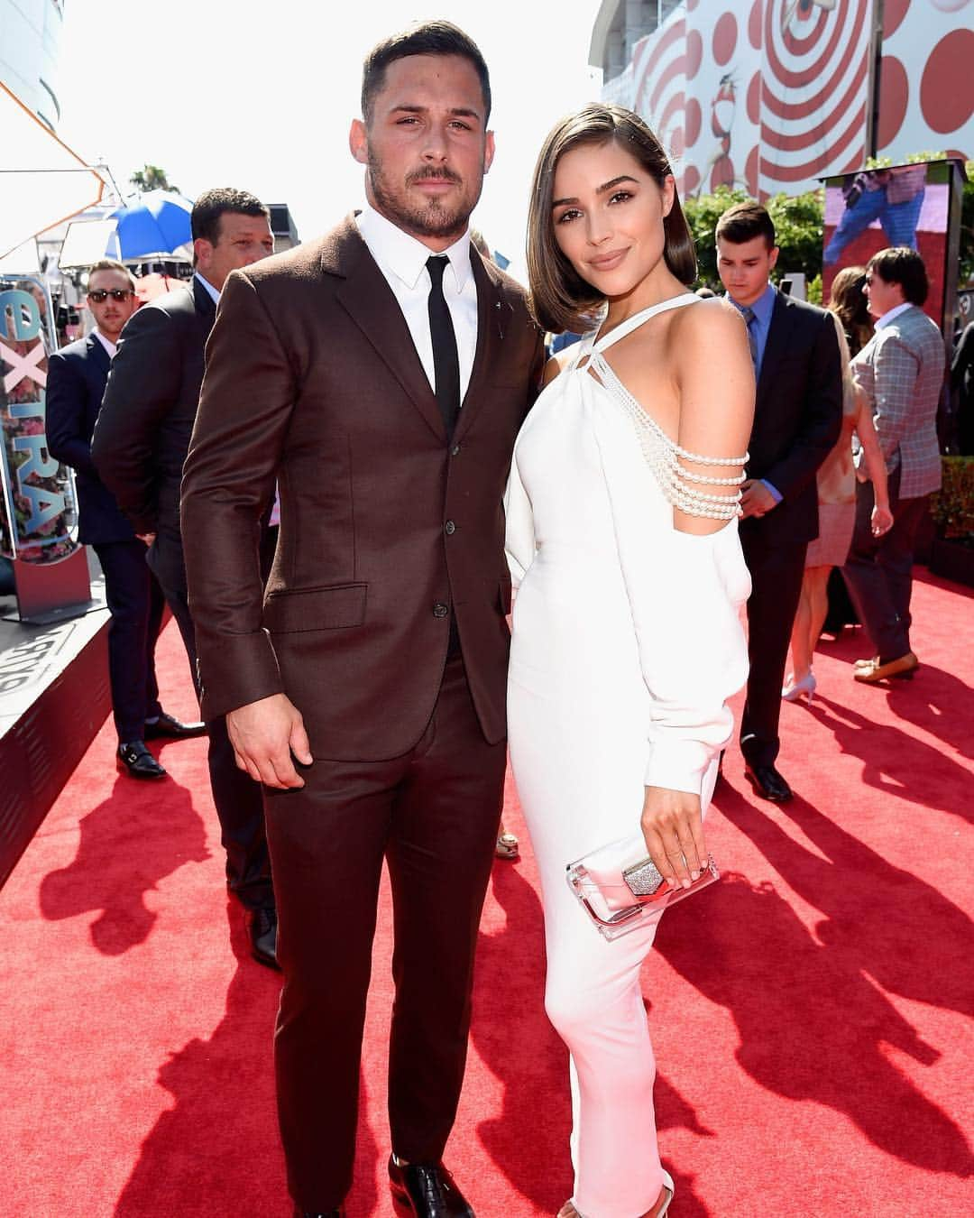 E! Onlineさんのインスタグラム写真 - (E! OnlineInstagram)「Danny Amendola just revealed A LOT about his past relationship with Olivia Culpo: “Olivia chooses and wants to be noticed on the internet and in Hollywood to make money. Whereas the cost of fame in this world doesn’t appeal to me.” Link in bio to see his entire rant. (📷 : Getty Images)」4月20日 8時16分 - enews