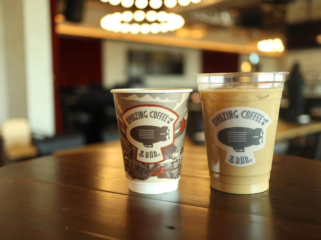 AMAZING COFFEEさんのインスタグラム写真 - (AMAZING COFFEEInstagram)「. 🌈AMAZING COFFEE & BAR TOKYO HANEDA AIRPORT🎊 . 本日より、TAKE OUTがSTART致します✨ . AMAZING COFFEE & BAR ORIGINAL CUPで、 あなたの素敵な旅を、さらにHAPP🌱に彩ってみませんか？✈️ . Have an AMAZING Sky Trip to the world (^o^)v . ✳︎オリジナルカクテル及び、アルコールを含むものは店内ご利用の方のみのご案内となります。 . ✳︎誠に勝手ではございますが、Tall sizeのみの販売とさせて頂きます。 ご了承くださいませ。 . #AMAZINGCOFFEE&BAR #TOKYOHANEDAAIRPORT #AMeCO #アメコ #coffee #takeout #start #プーくん @dragon76art」4月20日 8時23分 - amazing_coffee_official