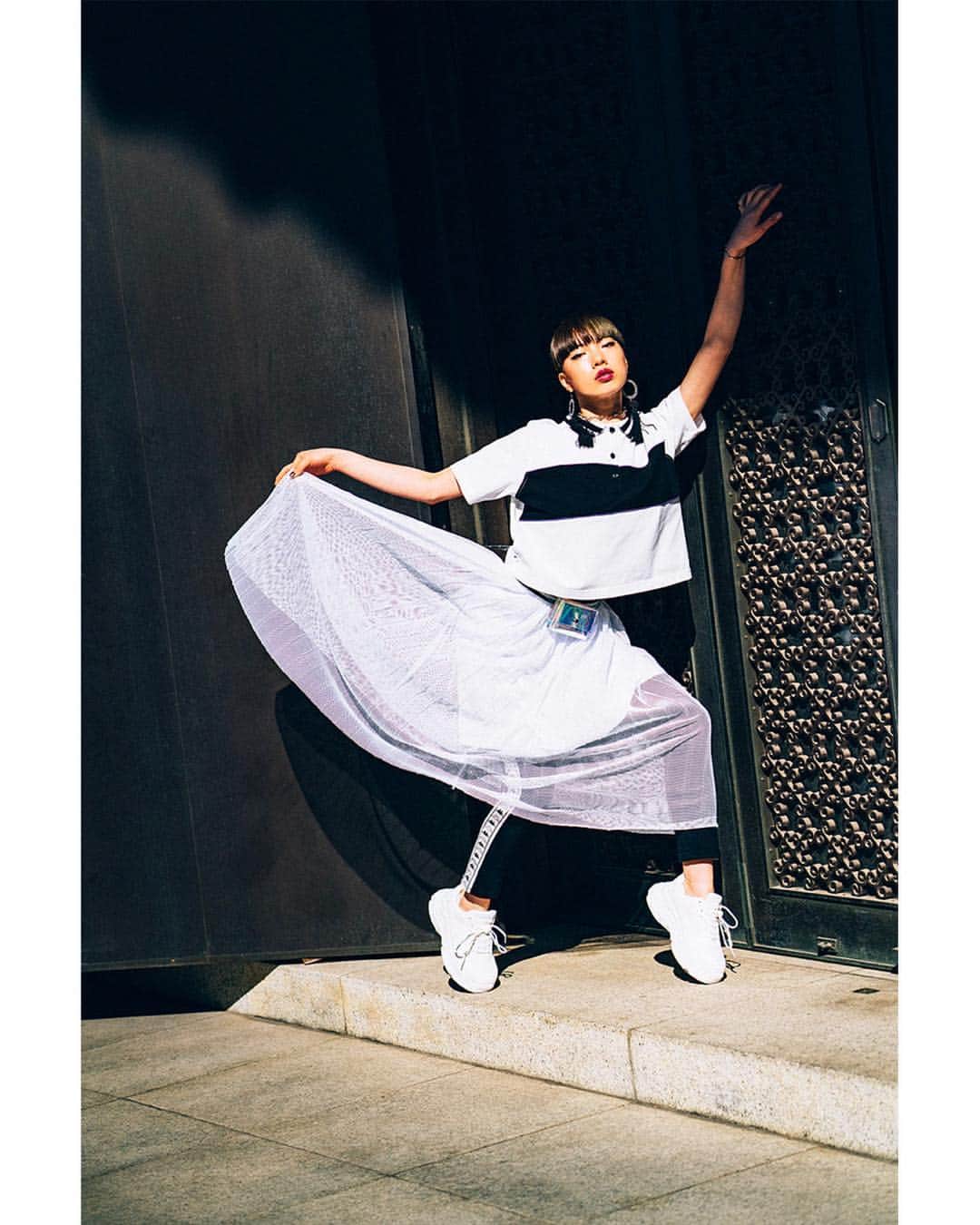 WEGOさんのインスタグラム写真 - (WEGOInstagram)「-WEGO PRESENTS“PASSION FOR”- 「ダンサー・アオイヤマダ」 情熱＝パッションを持つすべてのひとを応援するWEGOの新プロジェクト、「PASSION FOR」。 第19弾は、昨年三月のシューティング以来、二度目の『PASSION FOR』出演となる2000年生まれのダンサー、アオイヤマダさん。東京都に増上寺でのダンスシークエンスを交えながら彼女が持つ“情熱”を訊きます。 アオイヤマダさんの“PASSION”に迫った、インタビュー動画を、WEGO公式YouTubeチャンネル、IGTVにて公開中。  #wego#ウィゴー#passionfor#アオイヤマダ#ダンサー」4月20日 9時27分 - wego_official