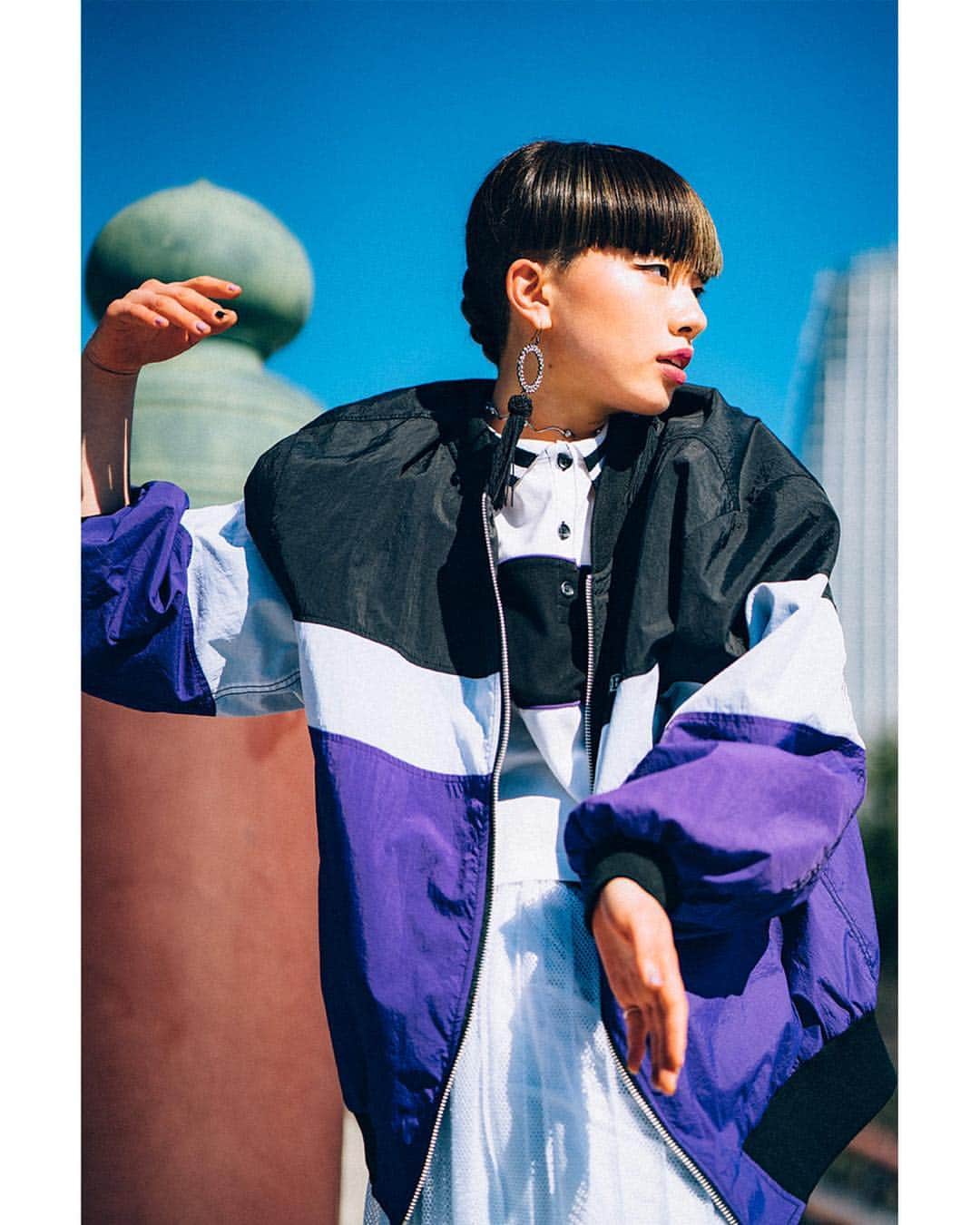 WEGOさんのインスタグラム写真 - (WEGOInstagram)「-WEGO PRESENTS“PASSION FOR”- 「ダンサー・アオイヤマダ」 情熱＝パッションを持つすべてのひとを応援するWEGOの新プロジェクト、「PASSION FOR」。 第19弾は、昨年三月のシューティング以来、二度目の『PASSION FOR』出演となる2000年生まれのダンサー、アオイヤマダさん。東京都に増上寺でのダンスシークエンスを交えながら彼女が持つ“情熱”を訊きます。 アオイヤマダさんの“PASSION”に迫った、インタビュー動画を、WEGO公式YouTubeチャンネル、IGTVにて公開中。  #wego#ウィゴー#passionfor#アオイヤマダ#ダンサー」4月20日 9時27分 - wego_official