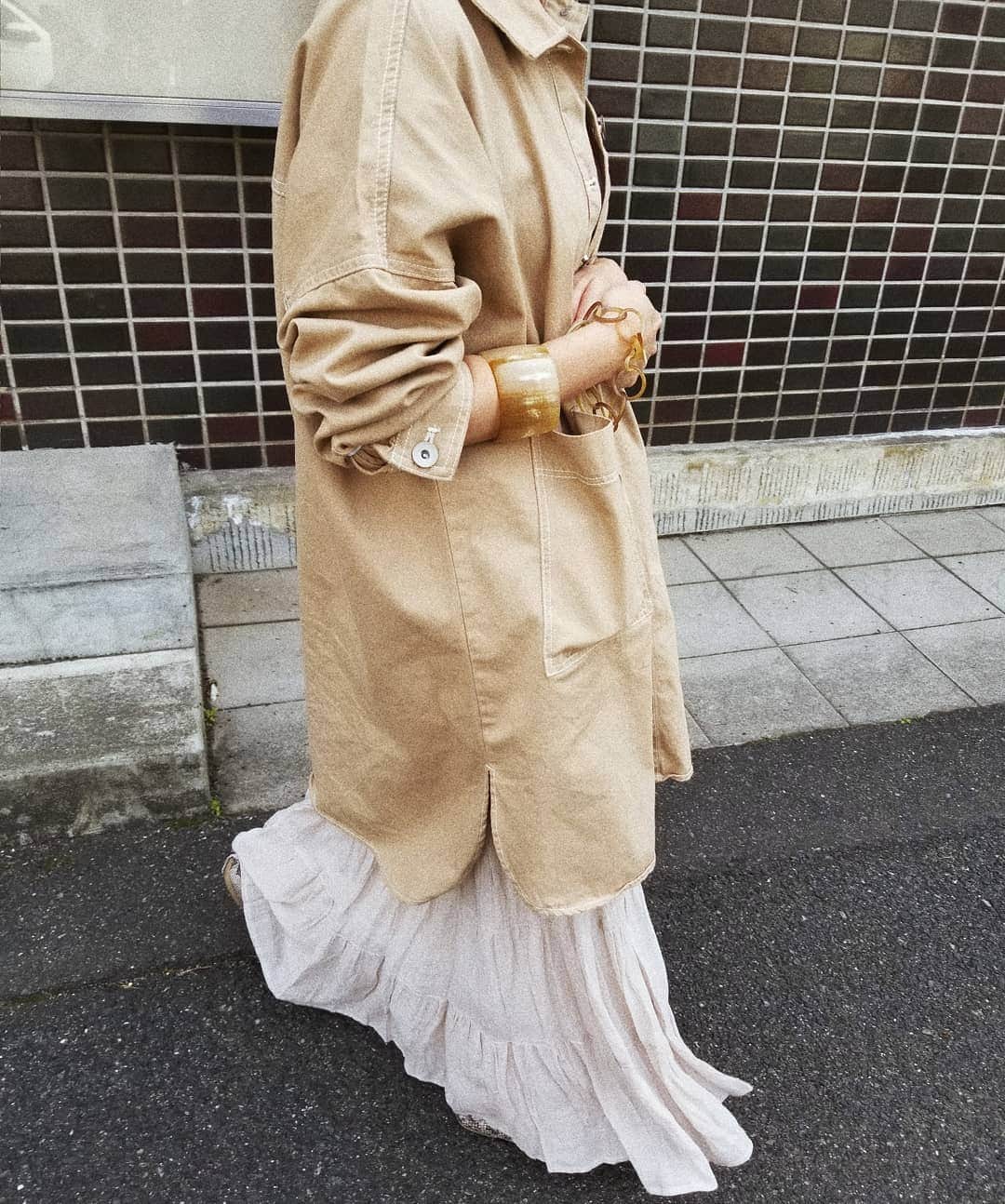 neokazumiのインスタグラム：「・ ちゅるりらスカート マキシ丈がすき ・ ライブの日だ ちゃんとメイクしよう ・ #ariesmirage#ariesmirageselect #neokazumi#ootdfashion」