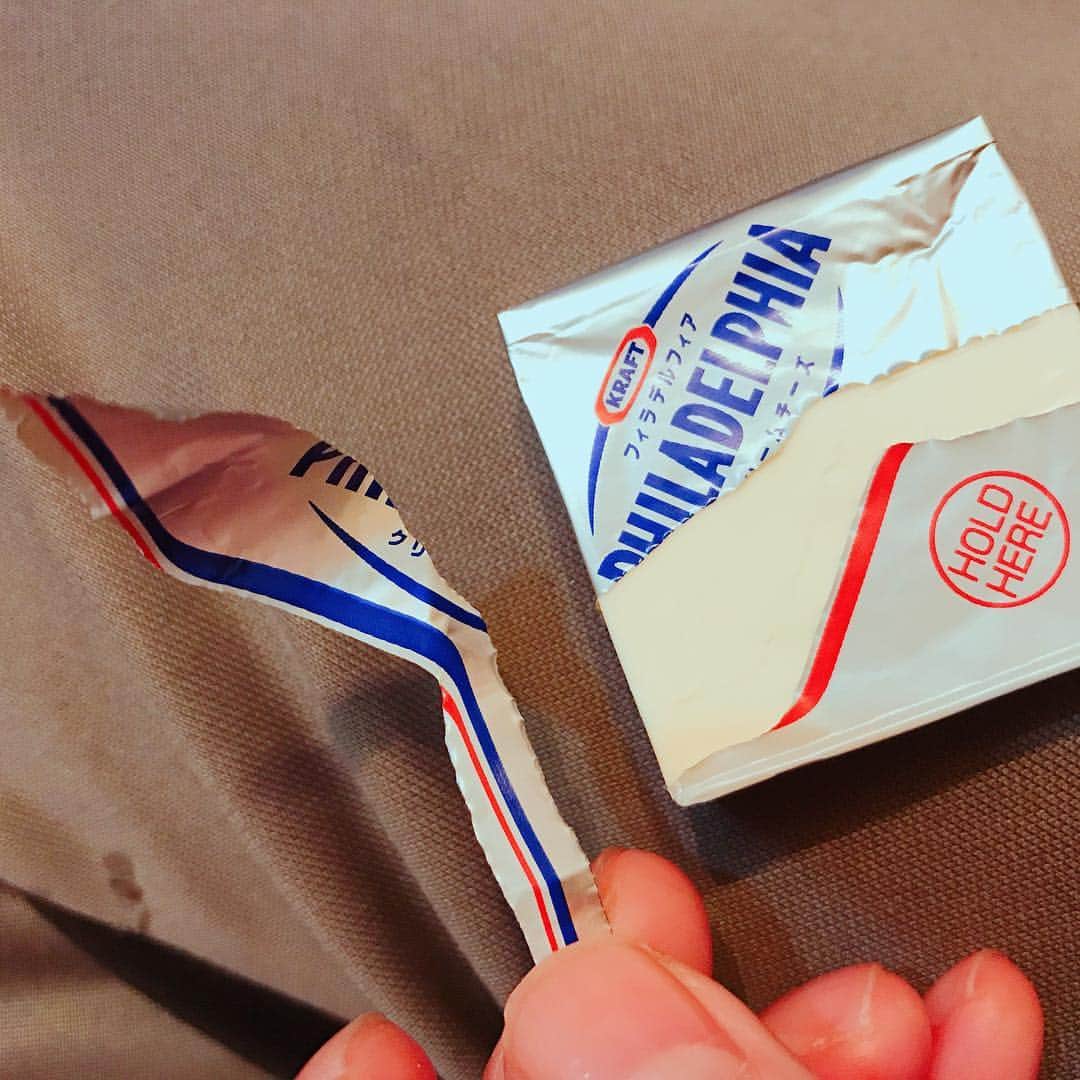 のインスタグラム：「#南さんには難しい #不器用 #あるある #シリーズ」