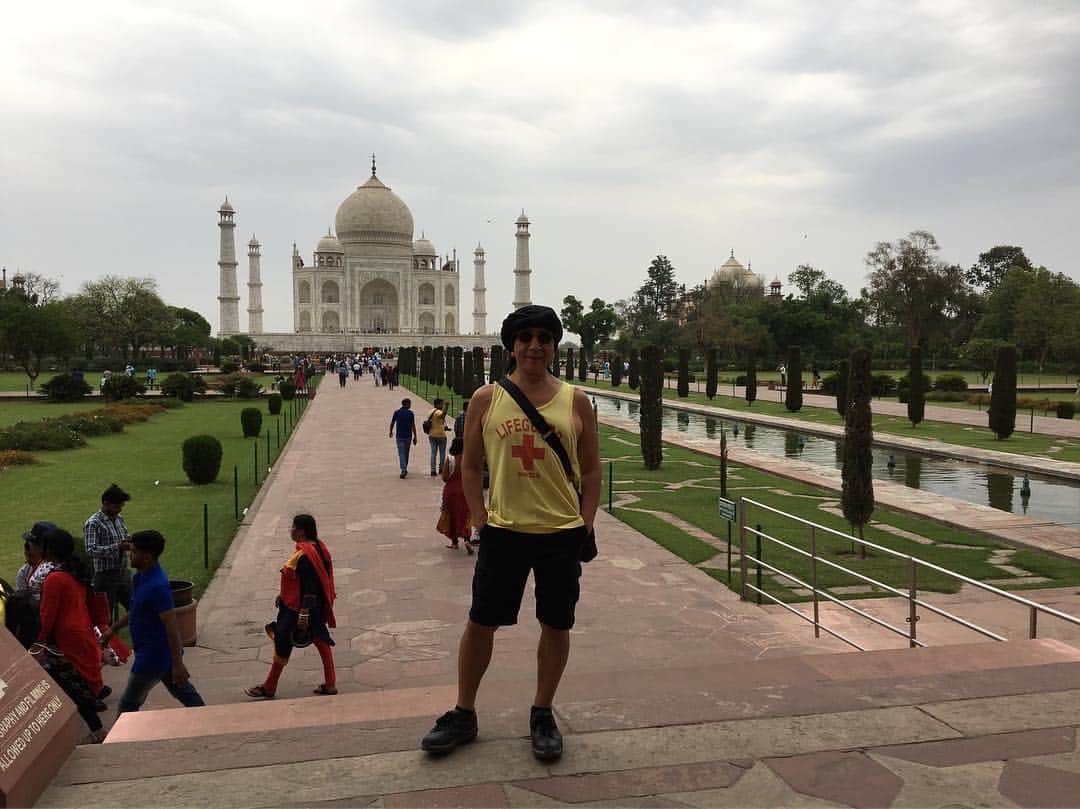 Ken Harakumaさんのインスタグラム写真 - (Ken HarakumaInstagram)「The Taj Mahal!!! インド〜！！！ @tajmahalindiaofficial  @international_yoga_center  #タージマハル  #瞑想 #ashtangayoga #ashtanga #ケンハラクマ  #インド」4月20日 10時19分 - kenharakuma
