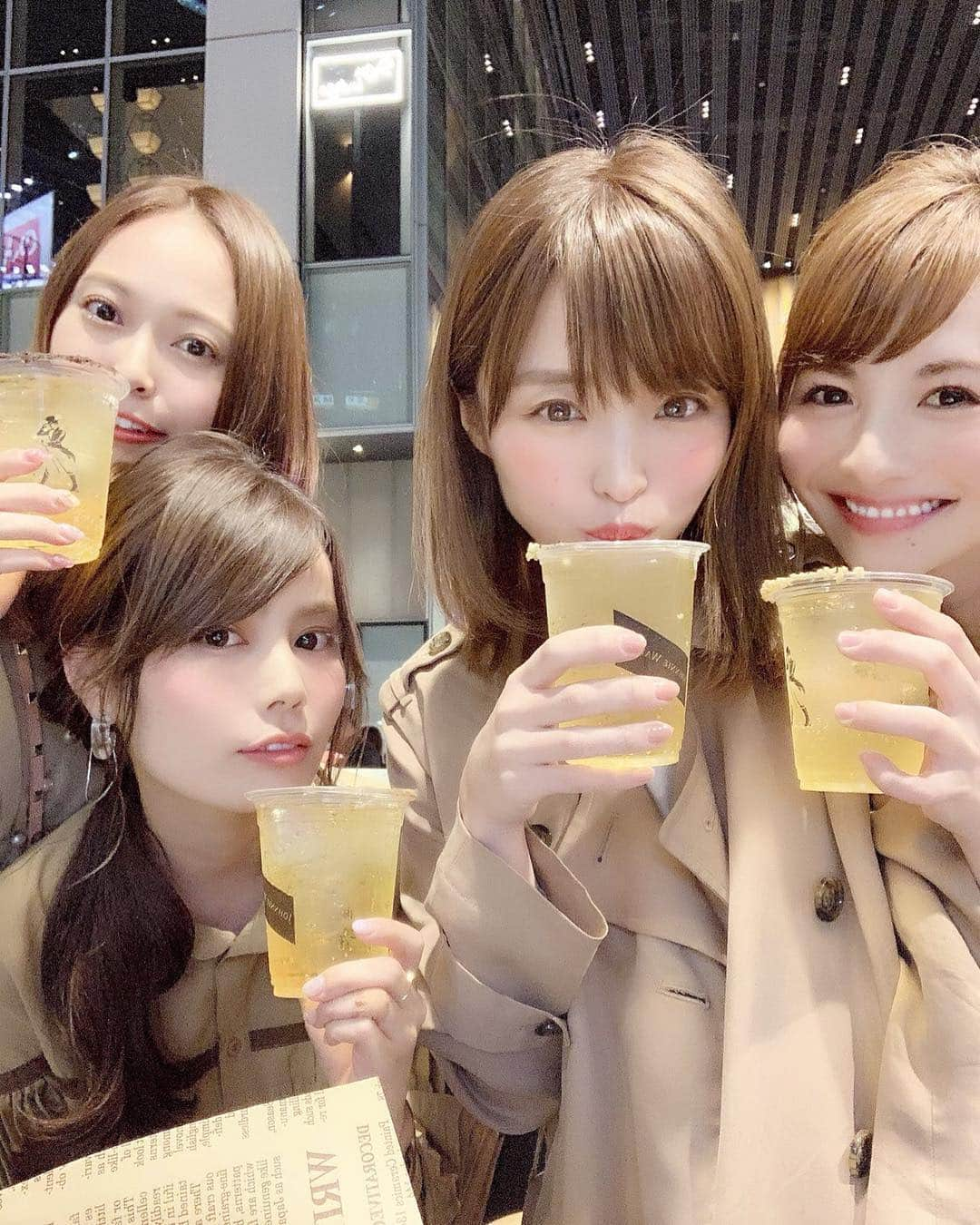 増田愛里菜さんのインスタグラム写真 - (増田愛里菜Instagram)「. 載せたい写真があり過ぎてもう1枚〜🥺🤳✨ (詳しくは前の投稿を見てね！) . . . 昨日、楽しかったなぁ〜💕 みんな可愛かったなぁ〜💕 . . またゆっくりご飯しようね😘 . . #ジョニーハイボール #ジョニーハイボールbar  #ハイボール  #渋谷ストリーム  #お酒  #女子会  #集合写真」4月20日 10時22分 - masuuu_324