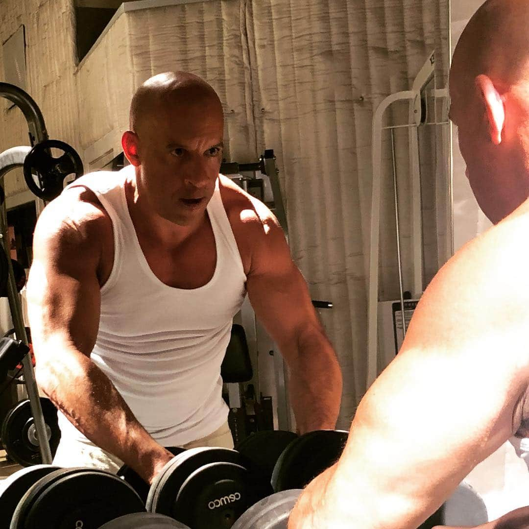 ヴィン・ディーゼルさんのインスタグラム写真 - (ヴィン・ディーゼルInstagram)「Have a great holiday weekend.」4月20日 10時56分 - vindiesel