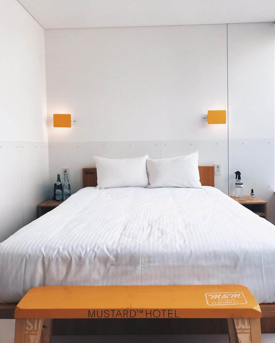 小塚源太のインスタグラム：「MARIE-STELLA-MARIS x MUSTARD™️ HOTEL SHIBUYA  5月の毎週末6階の一部屋にはプレースメント、また1階のレストランではマリー・ステラ・マリスのお水をつかったスペシャルドリンクを提供します✔︎ #careforwater #mariestellamaris #Amsterdam #mustardhotel #shibuya #Tokyo」