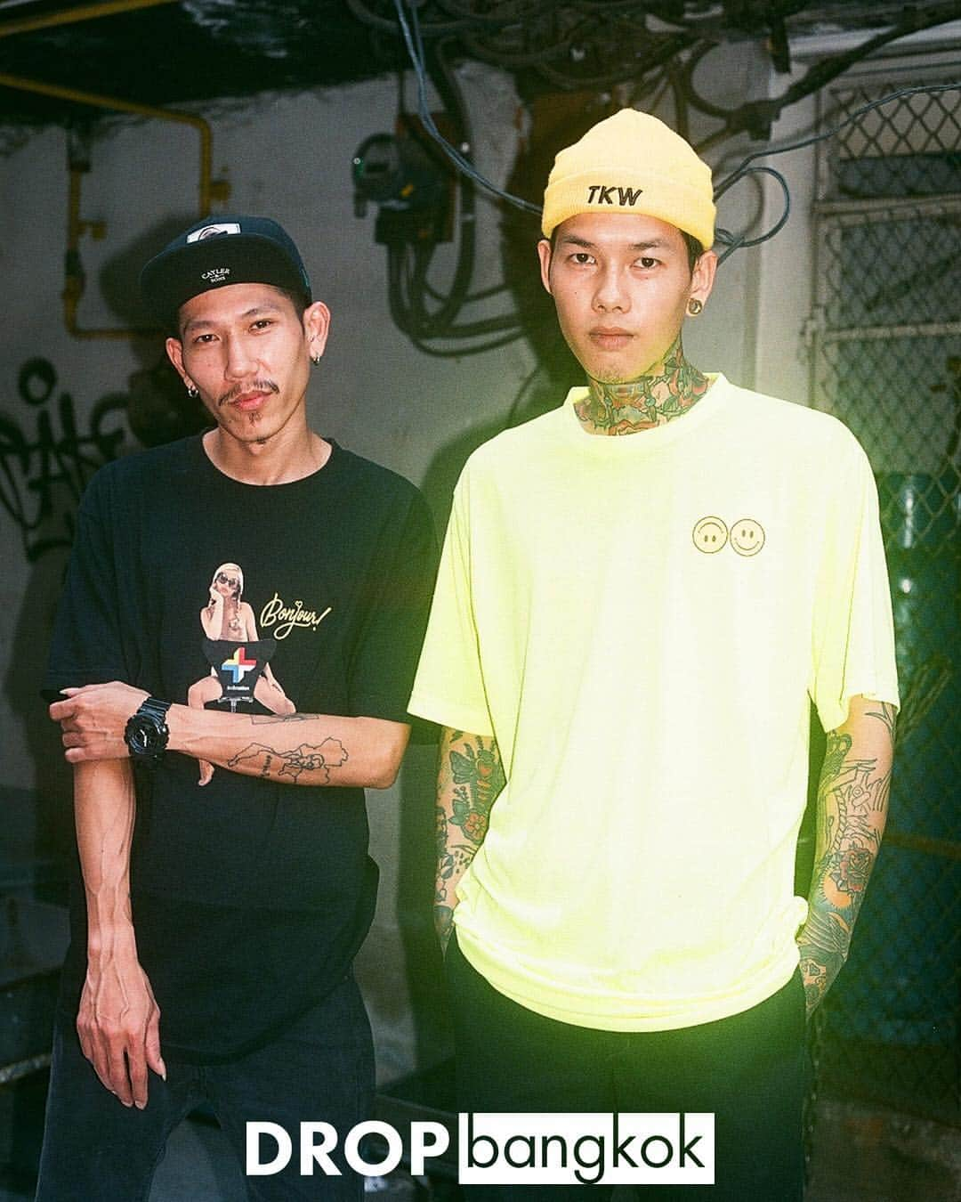 Droptokyoさんのインスタグラム写真 - (DroptokyoInstagram)「BANGKOK STREET STYLE #🇹🇭#thailand  #streetstyle#droptokyo#bangkok#thailand#streetscene#streetfashion#streetwear#streetculture#fashion#film#bangkokfashion#portrait#ポートレート#film#filmphotography  Photography: @dai.yamashiro」4月20日 12時00分 - drop_tokyo