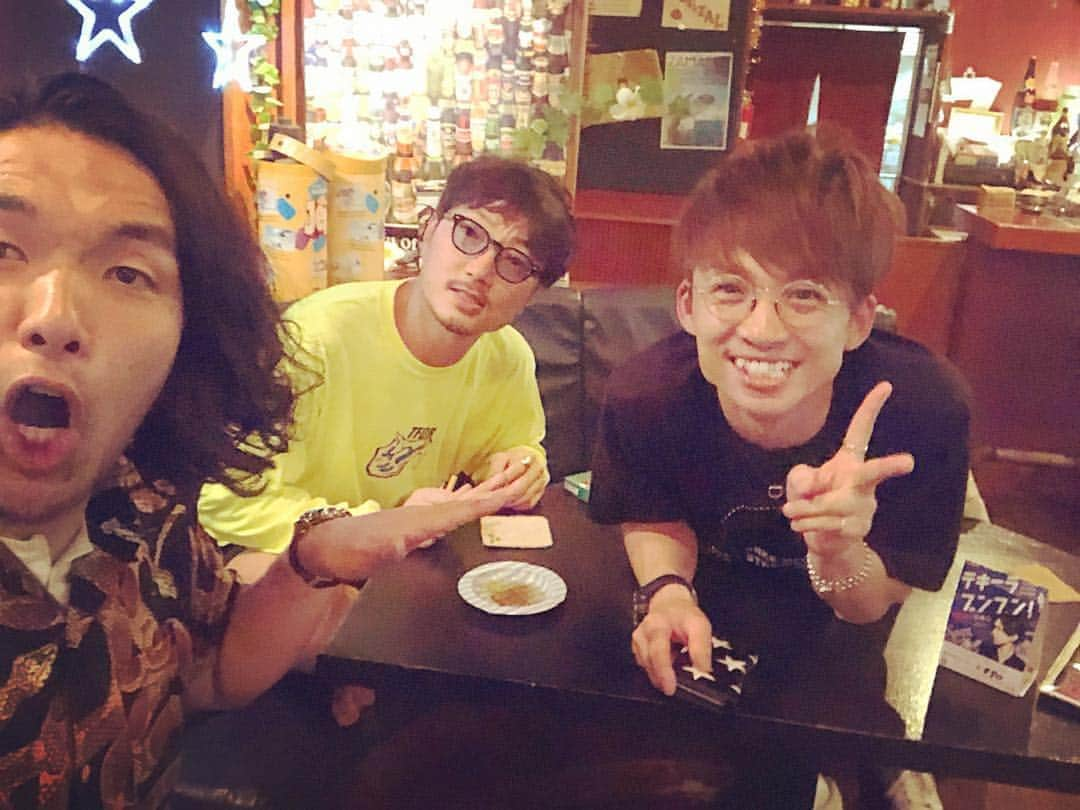 河井ゆずるさんのインスタグラム写真 - (河井ゆずるInstagram)「沖縄3日目がスタートしました💁‍♂️ 沖縄に移住する人の気持ちがわかる気がする🤔  オススメのお店教えて頂いた皆さん、ありがとうございます‼️ 参考にさせて頂きます☺️」4月20日 12時01分 - kawaiyuzuru