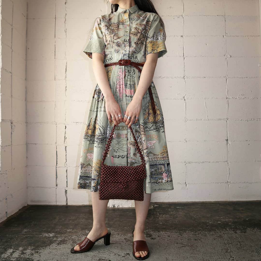 吉祥寺 古着屋 Orfeoのインスタグラム：「1950～60s Vintage Pattern Dress  #orfeo #kichijoji #vintage #used #fashion #coordinate #outfitts  掲載商品のお問い合わせはメールにて承っております。コメント、DMでのお問い合わせは受け付けておりませんのでご了承ください。」