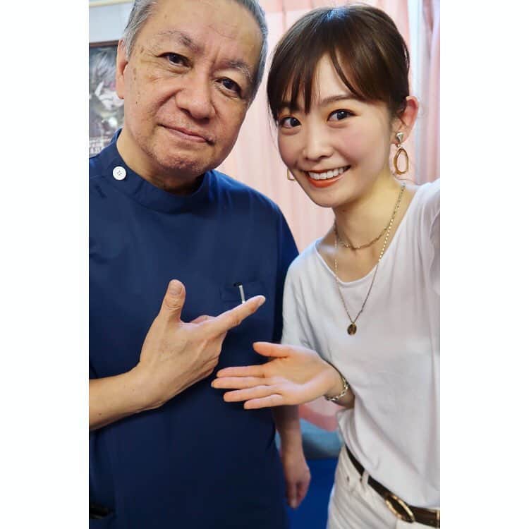 のインスタグラム：「いつもカイロによる﻿ 整体&小顔矯正で﻿ お世話になっている﻿ 後藤先生✨✨﻿ ﻿ ﻿ カイロプラクティックという﻿ 専門的技術での整体&小顔矯正なので﻿ 顎関節症の治療もしてもらえます！﻿ 毎回自分の首の骨の音にビビりながらも﻿ 先生楽しいし、スッキリするからオススメ😆﻿ ﻿ ﻿ EXILEのATSUSHIさんの﻿ 専属の先生なので、﻿ EXILEのライブ中はお休みだけど﻿ ﻿ ﻿ 基本的に平日10:00〜20:00﻿ 土曜日も10:00〜18:00まで営業されてる﻿ のでお仕事の後も通いやすい♪﻿ ﻿ ﻿ 料金などはホットペッパービューティで﻿ "ゴトウカイロプラクティック院"で﻿ 検索してみてくださいね😉✨﻿ ﻿ ﻿ 先生今回もありがとうございました！☺️ ﻿ #カイロプラクティック ﻿ #ゴトウカイロプラクティック院﻿ #中野 #小顔 #整体 #骨盤矯正 #顎関節症 ﻿ #芸能人御用達 #EXILE #ATSUSHI さん﻿ #ダイエット #痩せたい #小顔になりたい﻿ #Chiropractic #forbeauty #health﻿ #model #modellife #l4l #l4like」