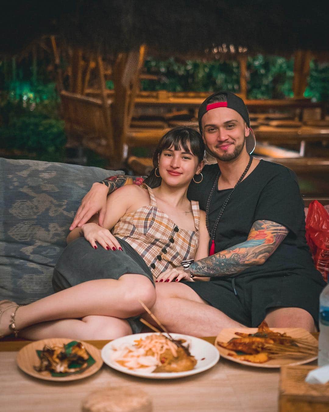 Coleen Garciaさんのインスタグラム写真 - (Coleen GarciaInstagram)「Happy first anniv to the love of my life! I thank God for you everyday. 🤗 You’ve taught me so much in the past year, and I love learning with you everyday. I love how hard we work to be better for each other. There is no other soul in this world that gets me like you do, and there is no other puzzle piece that can fit in my life the way you do! And even on our worst days, I’m still glad and blessed that it’s you ❤️ Thank you for being patient with me and for understanding me; for guiding me and protecting me, while still giving me room to grow in my own way. Our best days and years are still ahead of us, and living this fun, colorful life with you is the most exciting adventure I could ever ask for 😻🧀🧀🧀」4月20日 12時31分 - coleen