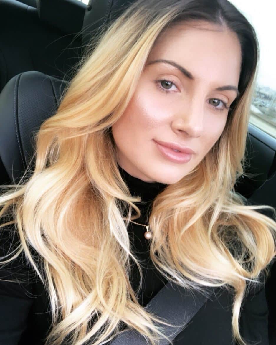 ティーガン・プレスリーのインスタグラム：「#teaganpresley #makeup #blonde #maccosmetics #anastasiabeverlyhills #highlighter」
