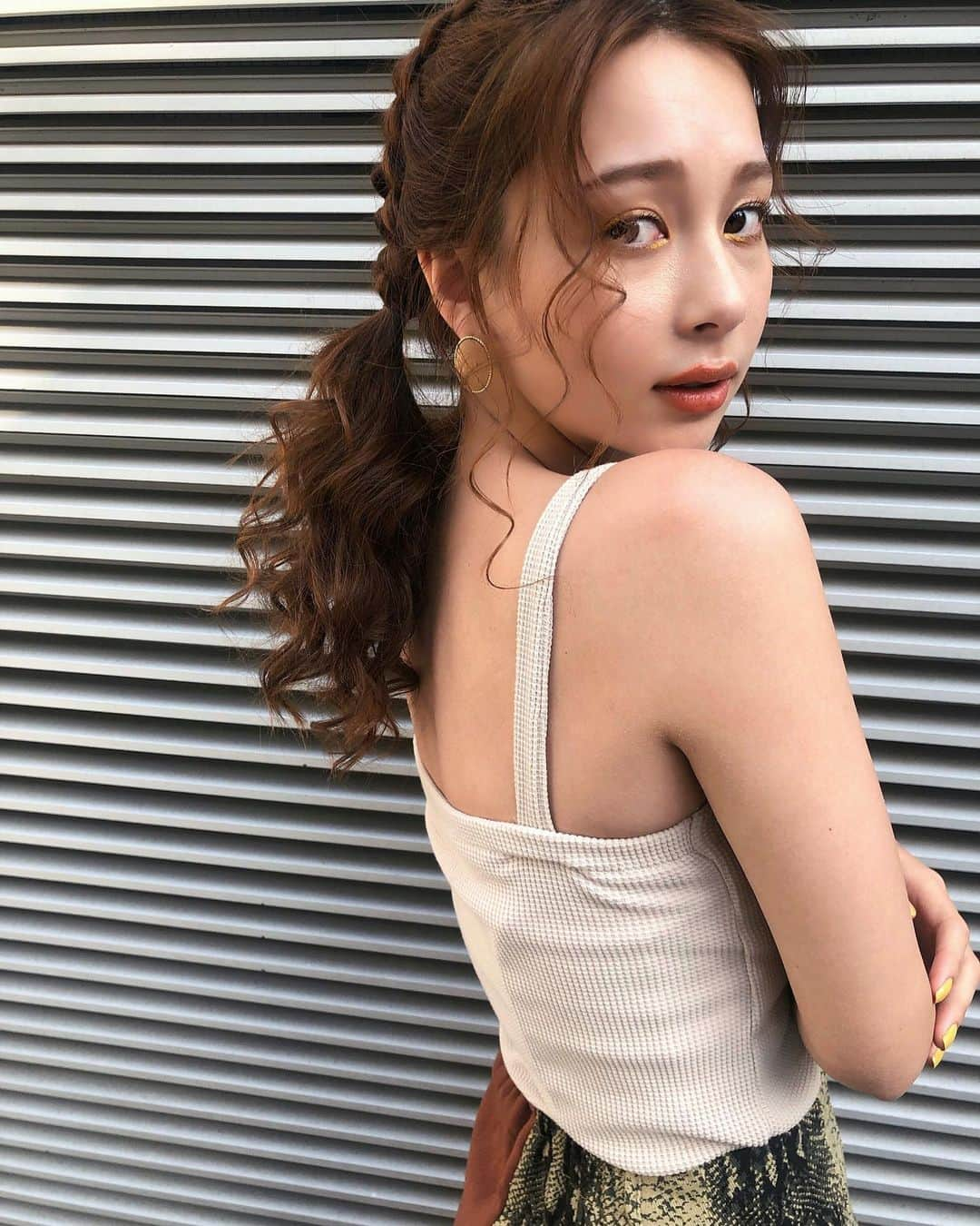 丹羽仁希さんのインスタグラム写真 - (丹羽仁希Instagram)「お気に入りだったヘアメイク💫 . この後TGC熊本宜しくです！ 明日は花畑広場にて13：20〜トークショーです！ お待ちしてます🥰」4月20日 13時36分 - __niki22