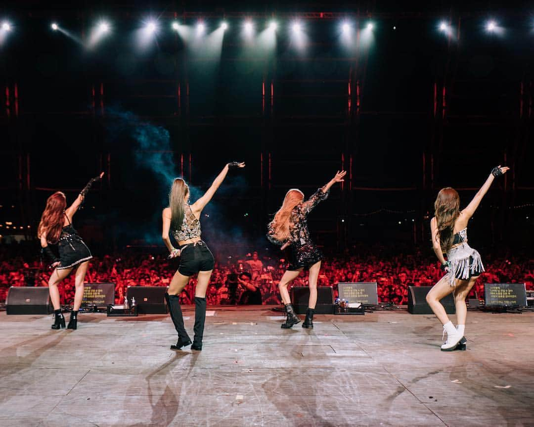 コーチェラさんのインスタグラム写真 - (コーチェラInstagram)「The revolution is televised. Watch @blackpinkofficial’s full Weekend 2 set coming up on Coachella Curated」4月20日 14時18分 - coachella