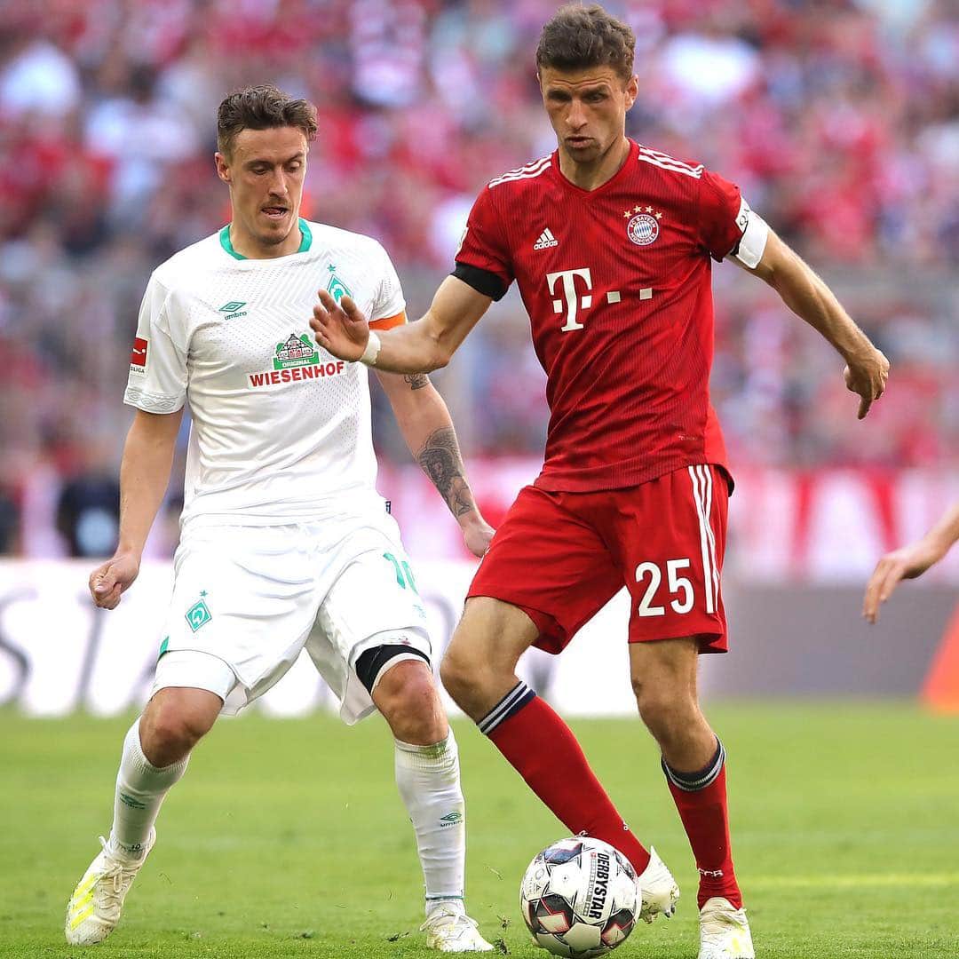 トーマス・ミュラーのインスタグラム：「Next step is done ⚽️ #bundesliga #meisterschaft #fcbayern #fcbsvw #esmuellert #miasanmia 📷 @alexanderhassenstein」