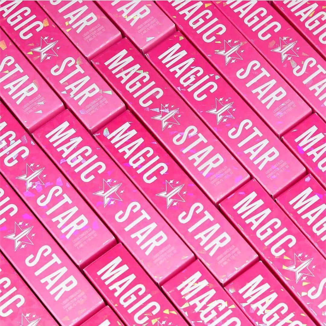 Jeffree Star Cosmeticsさんのインスタグラム写真 - (Jeffree Star CosmeticsInstagram)「Feel the magic and dive into this flawless formula ✨💖 Our #MagicStar concealers will you leave you flawless all day long... #jeffreestarcosmetics #magicstarconcealer photo by: @pink4passions」4月21日 0時05分 - jeffreestarcosmetics