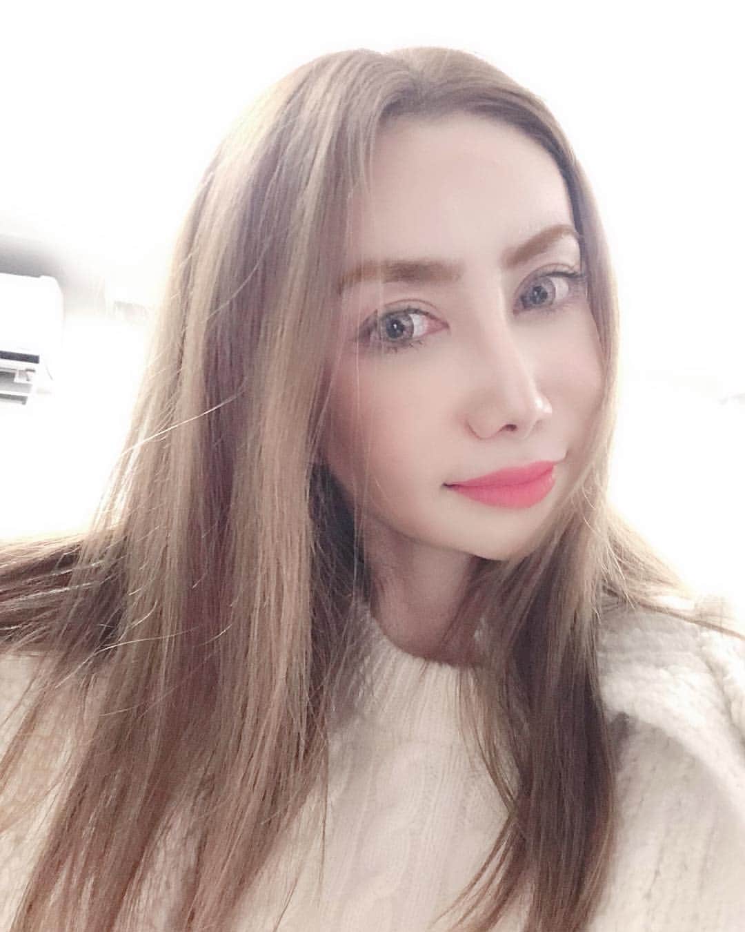 のインスタグラム：「selfie💕💕 #fashion #fashionista #code #codenate #outfits #ootd #ファッション #ファッションコーデ #コーデ #luxury #ラグジュアリー #love #happy#dressterior #chanel#diormakeup #シャネル#ドレステリア」