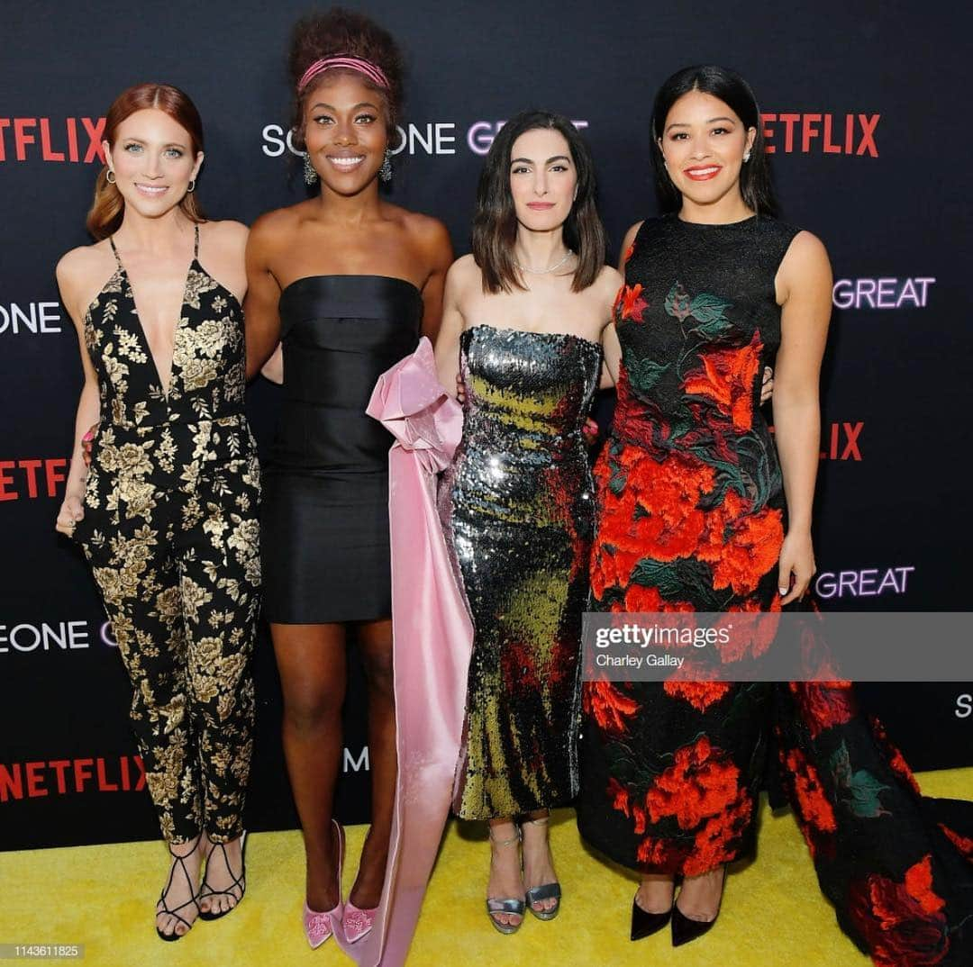 ハイメ・カミールさんのインスタグラム写真 - (ハイメ・カミールInstagram)「You have to, HAVE TO stream the amazing @netflix film #someonegreat @someonegreatnetflix with the wonderful @hereisgina @dewandawise & @brittanysnow Available NOW 🎉🕺🏽🎊 Just follow this link 👉🏼 https://www.netflix.com/title/80202920?s=i&trkid=13747225 👈🏼 / Tienen que ver esta peli de #Netflix con #GinaRodriguez #brittanysnow y #dewandawise 👏🏼 Se van a reír mucho 🙌🏼🎉 Disponible YA!」4月21日 1時14分 - jaimecamil