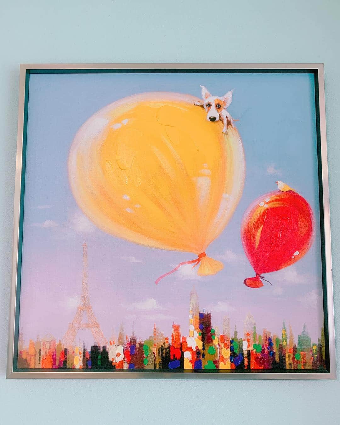 志摩夕里加のインスタグラム：「🎈🐕🎈🐕 可愛い絵を見つけた🖼‼️ ・ ・ #絵 #犬 #コーギー #風船 #🎈 #art」