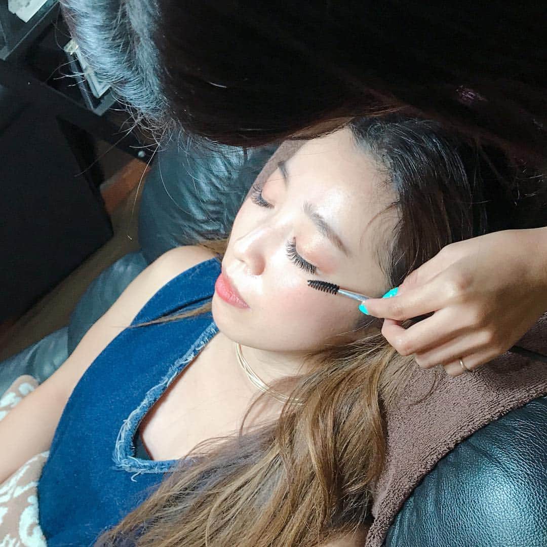 美容留学のアジアビューティカレッジのインスタグラム：「. ✂︎﻿﻿アイラッシュ、綺麗に仕上がりました！ ハイクオリティーです❤️ .  英語と美容が学べるセブ留学 海外で美容師で活躍しよう‼️ ﻿ @abc_cebu﻿﻿ ﻿ #美容師 ﻿ #スタイリスト﻿ #ヘアスタイリスト﻿ #美容室﻿ #美容院 ﻿ #ヘアサロン﻿ #美容留学﻿ #語学留学﻿ #海外留学 ﻿ #スタイリング ﻿ #カラーリスト ﻿ #日系サロン﻿ #カラー ﻿ #イルミナカラー﻿ #海外生活﻿﻿ #美容学生 ﻿ #セブ島﻿ #英会話 ﻿ #スタイリストデビュー ﻿ #美容師転職 ﻿ #美容師募集﻿ #外国人風カラー ﻿ #美容師の卵﻿ #マツエク  #アイラッシュ  #ヘアアレンジ ﻿ #海外で美容師したい﻿ #美容師さんと繋がりたい」